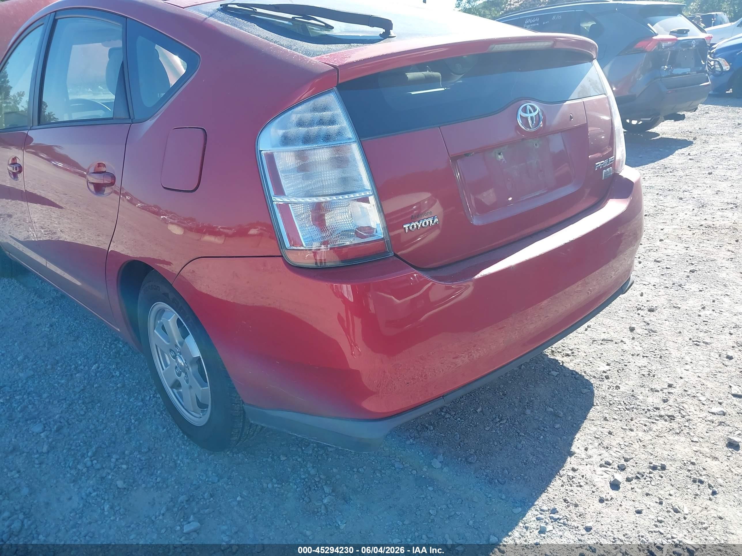 2007 Toyota Prius   Red vin: JTDKB20U273217012