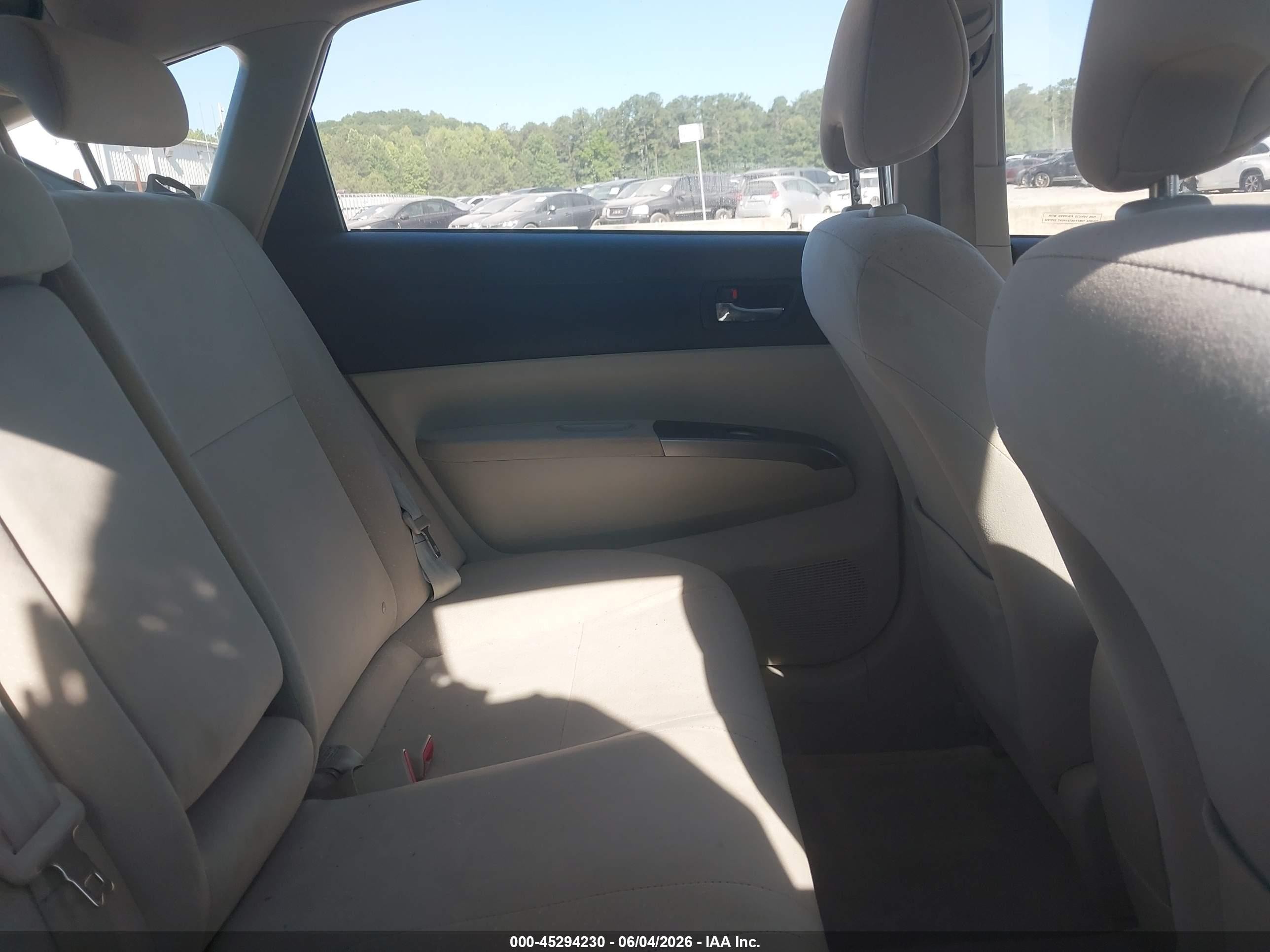 2007 Toyota Prius   Red vin: JTDKB20U273217012