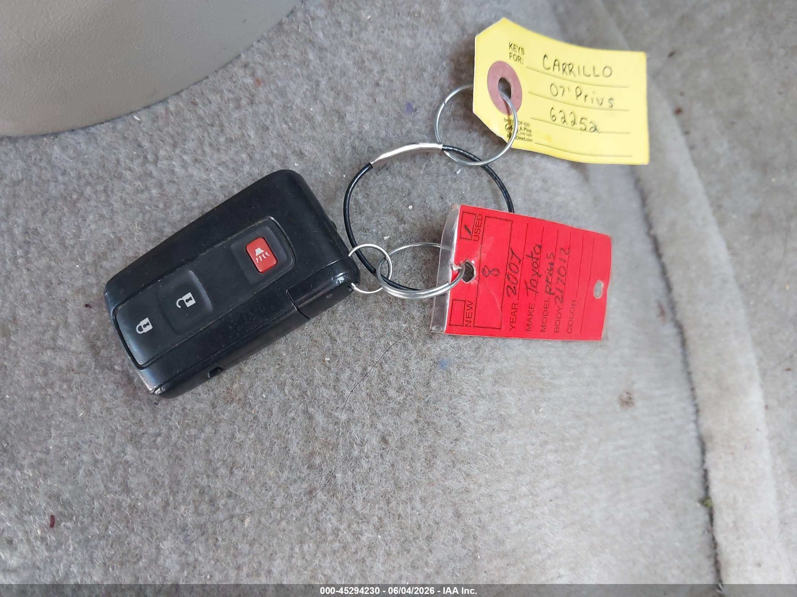 2007 Toyota Prius   Red vin: JTDKB20U273217012