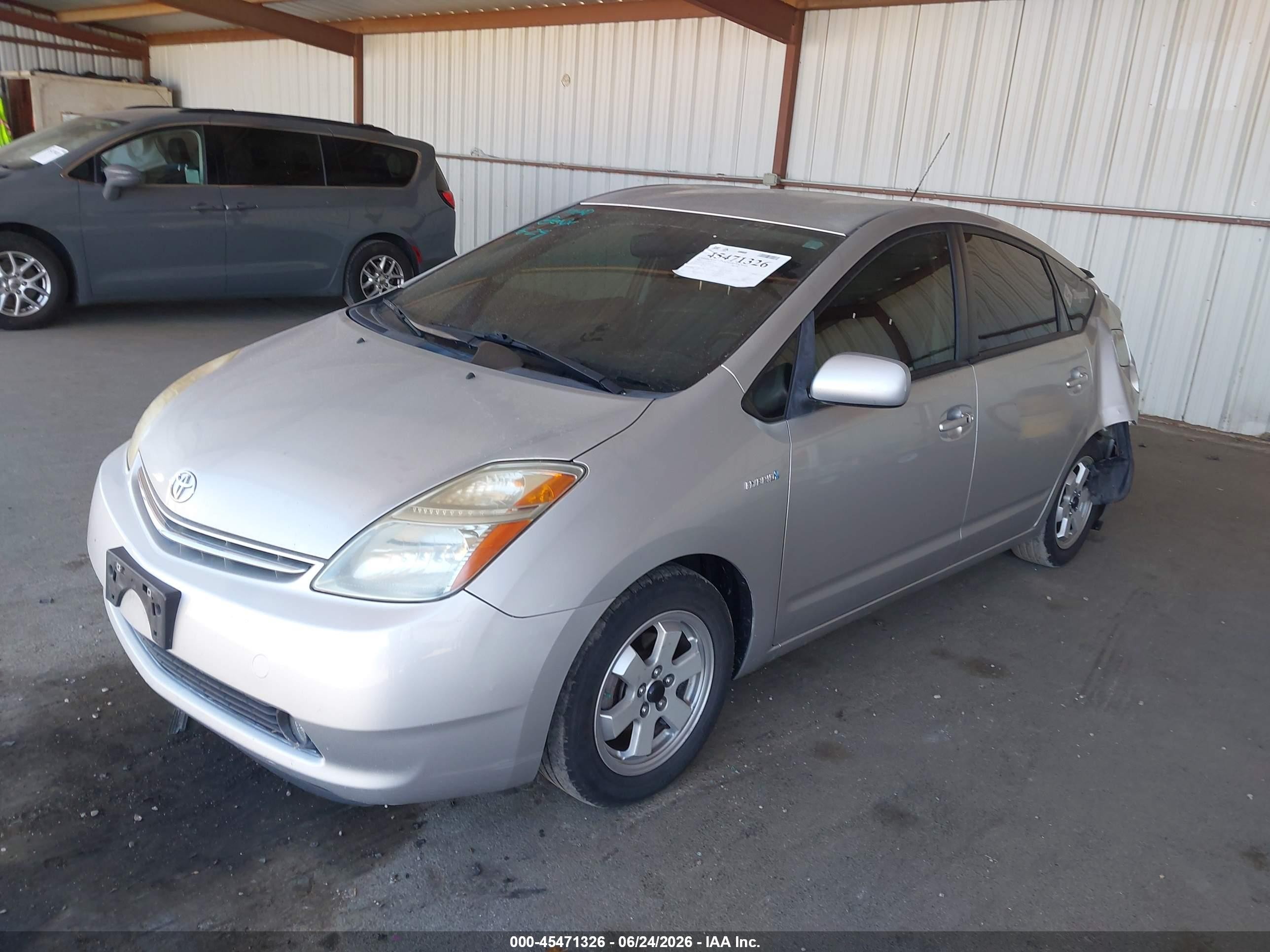 2007 Toyota Prius   Серебряный vin: JTDKB20U273255050