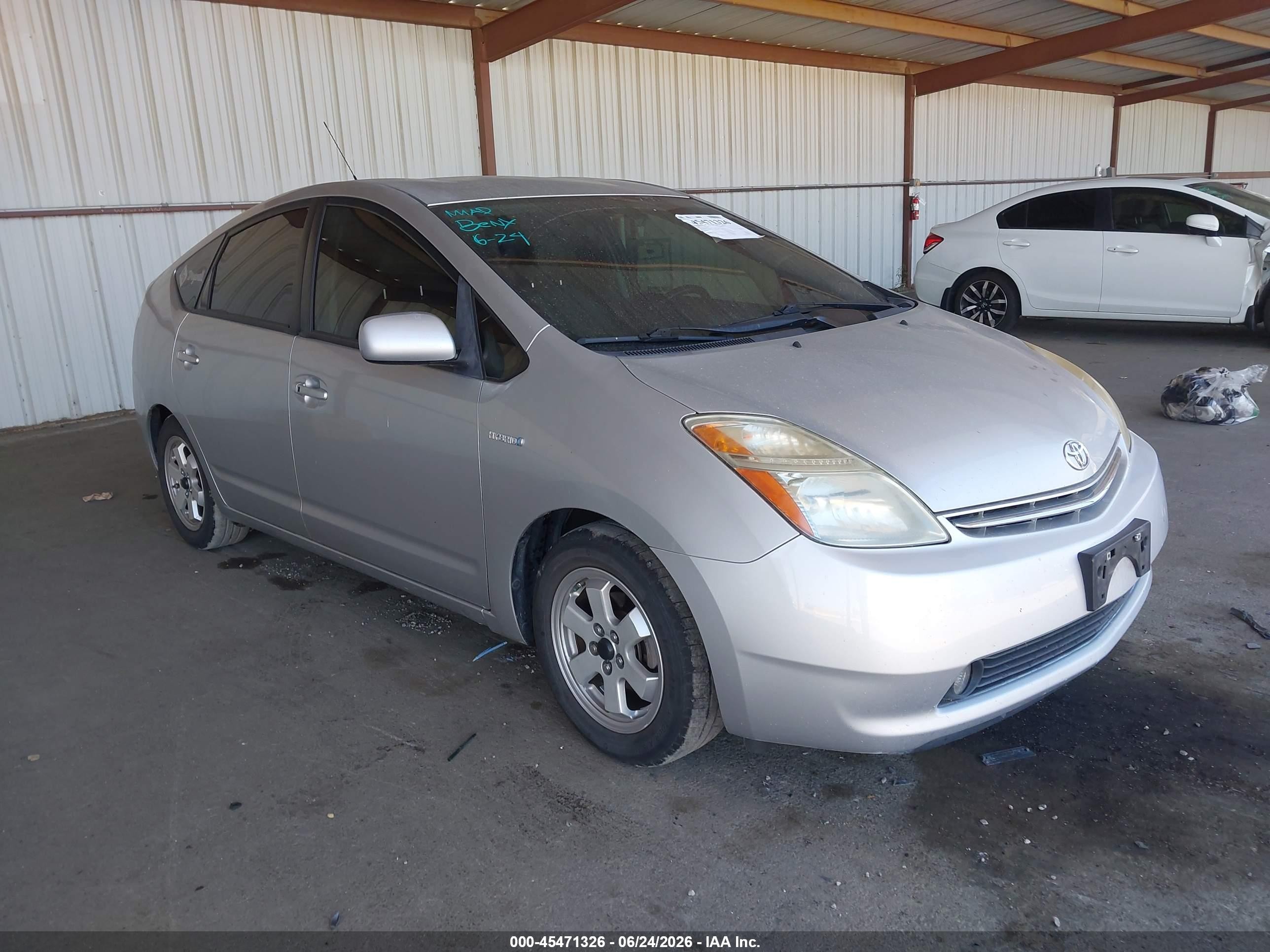 2007 Toyota Prius   Silver vin: JTDKB20U273255050