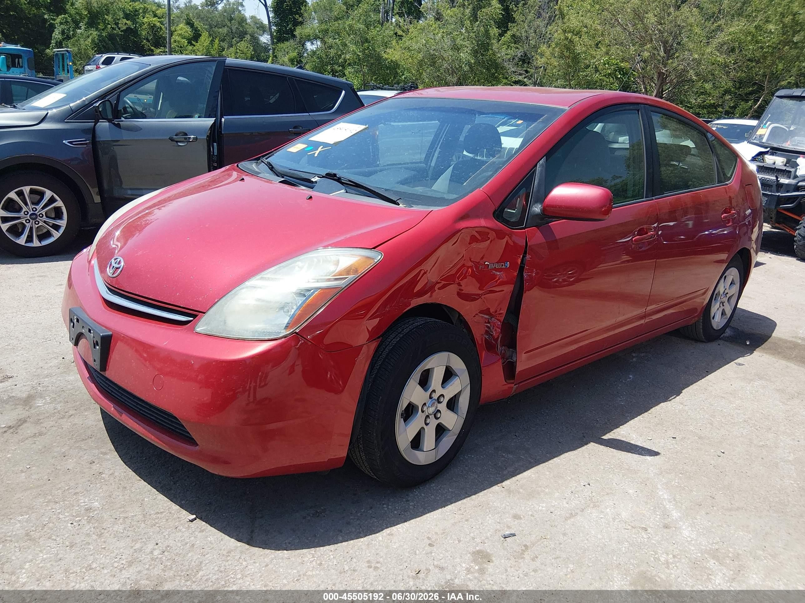 2007 Toyota Prius   Red vin: JTDKB20U273257638