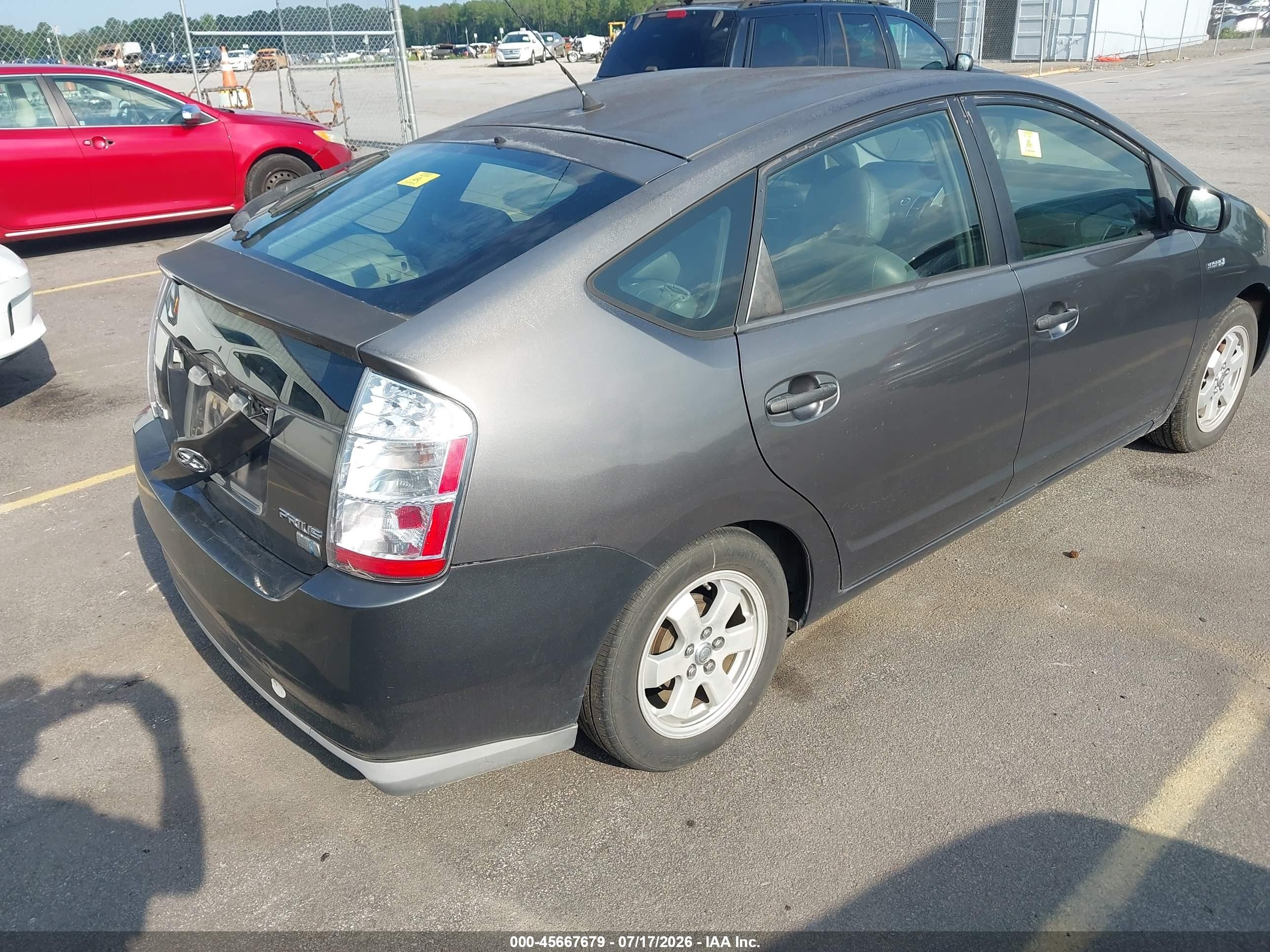 2007 Toyota Prius   Gray vin: JTDKB20U273265643