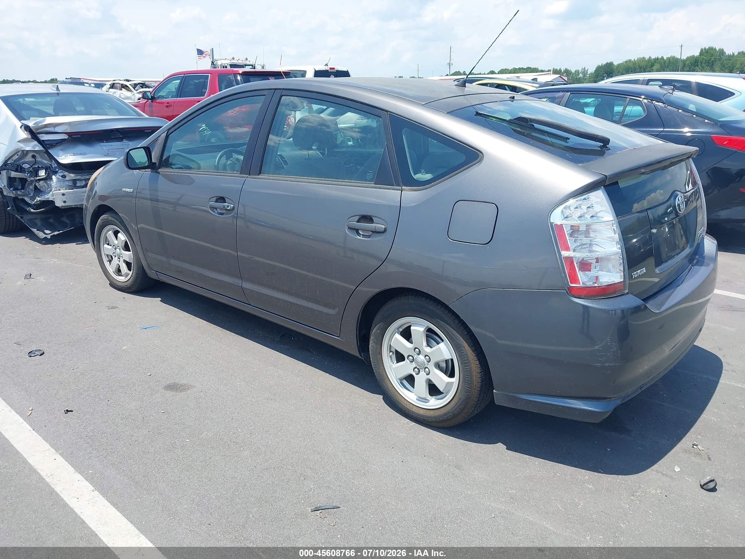 2007 Toyota Prius   Серый vin: JTDKB20U273271264