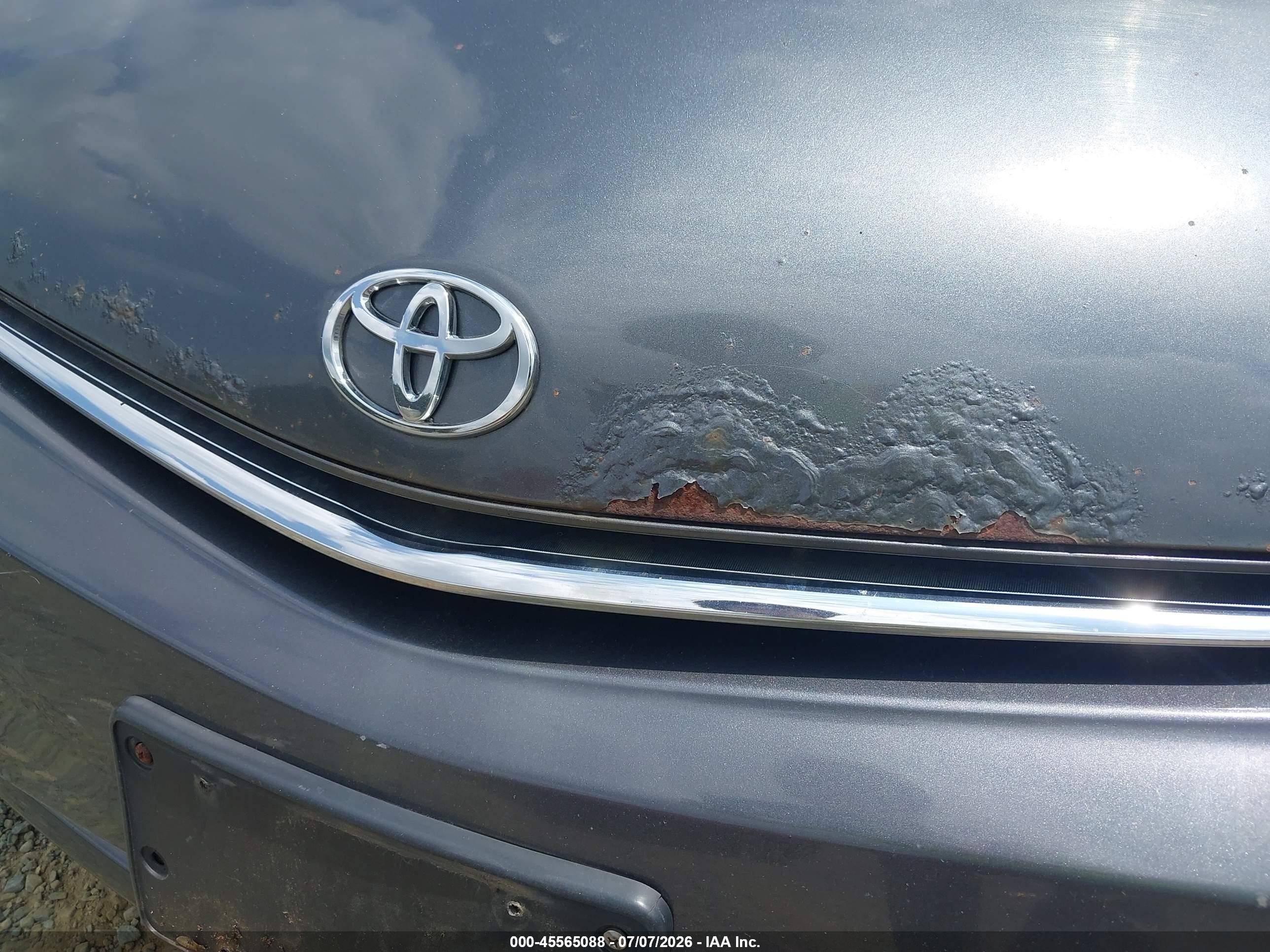 2007 Toyota Prius   Gray vin: JTDKB20U273281308