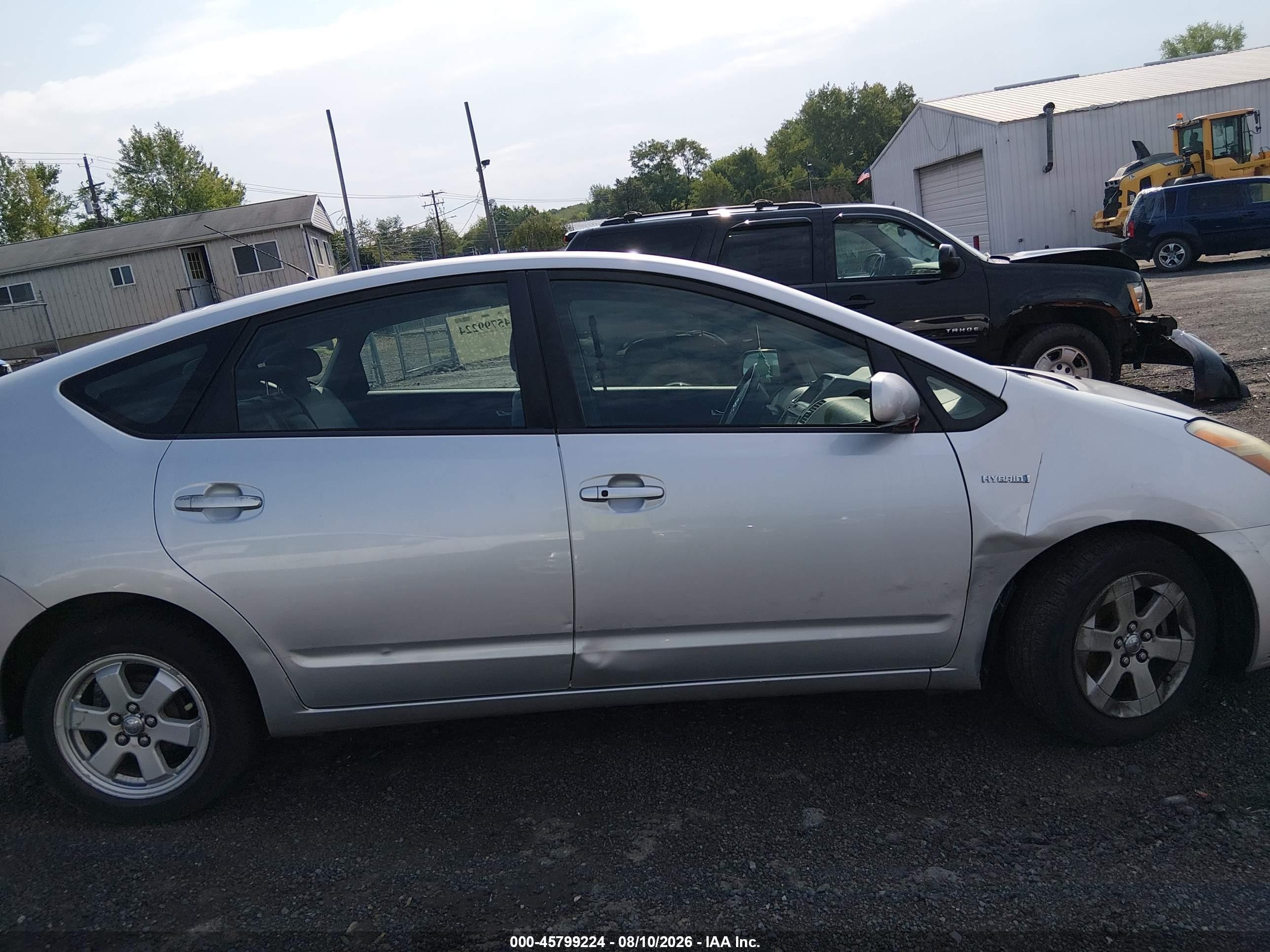 2007 Toyota Prius   Silver vin: JTDKB20U277089847