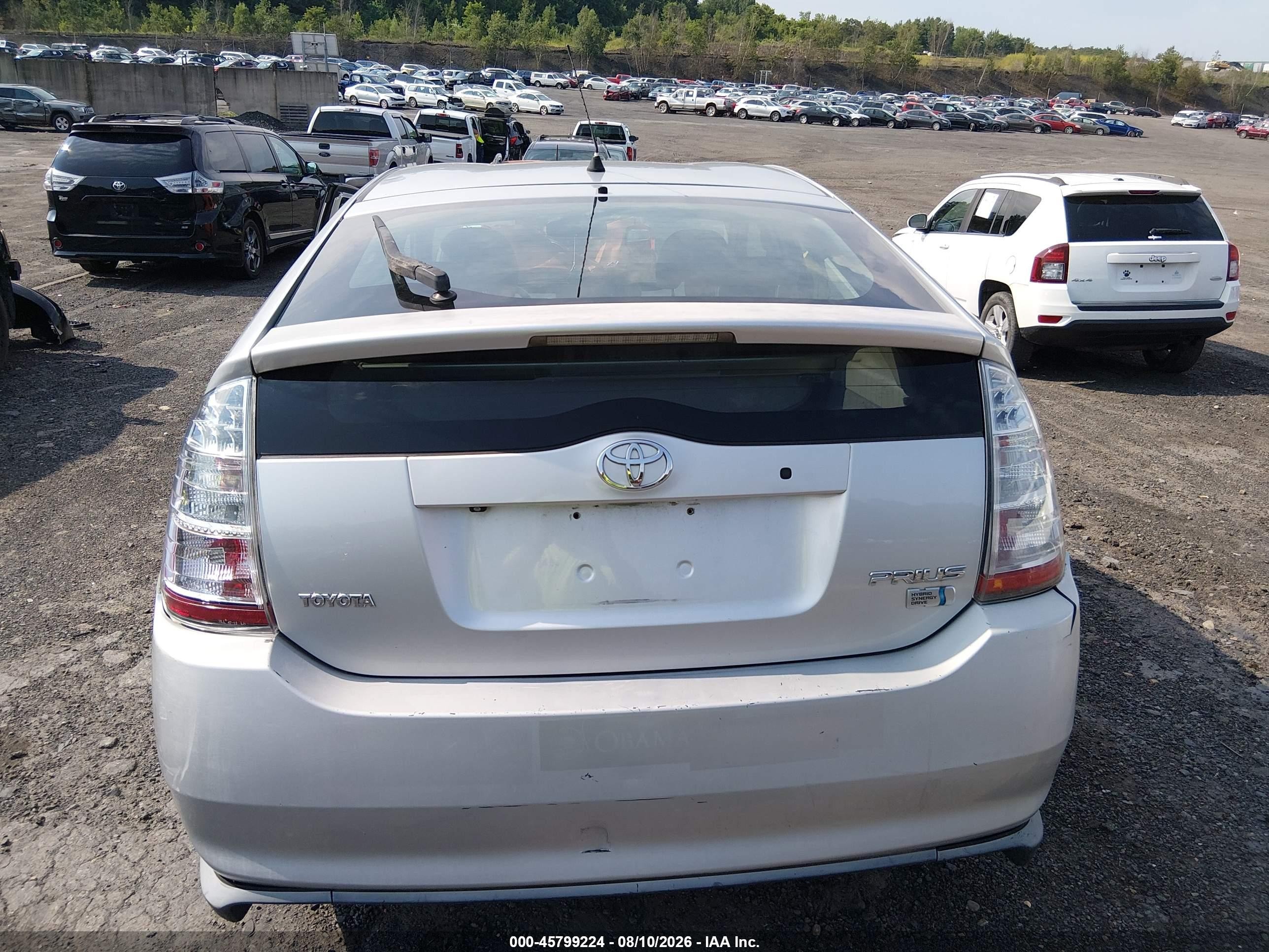2007 Toyota Prius   Silver vin: JTDKB20U277089847