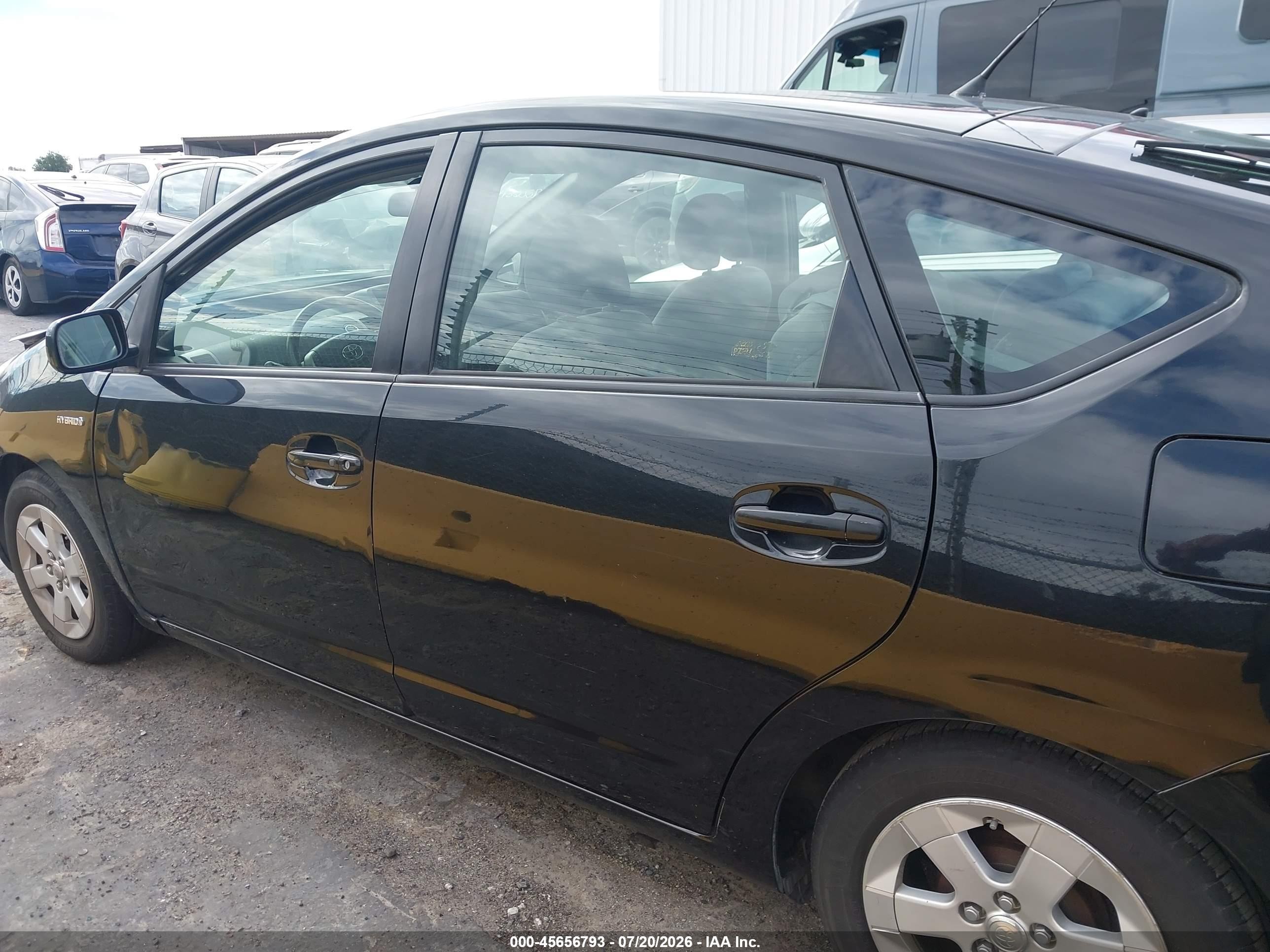 2007 Toyota Prius   Black vin: JTDKB20U277593590