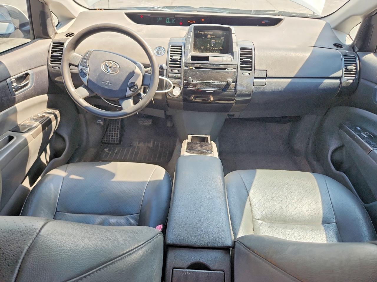 2007 Toyota Prius Base White vin: JTDKB20U277604636