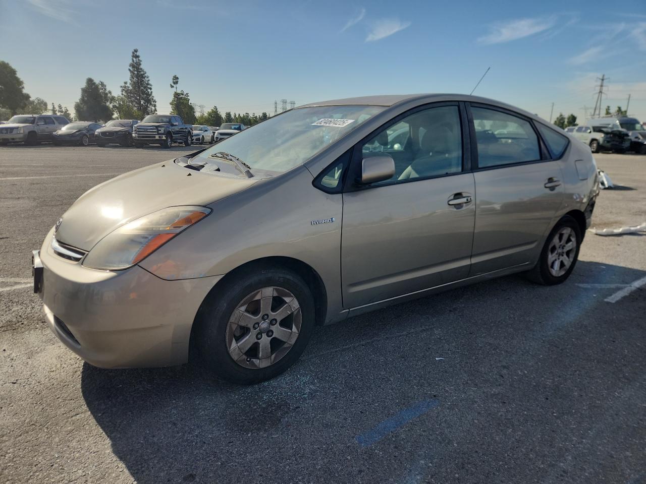 2007 Toyota Prius Gold vin: JTDKB20U277617905