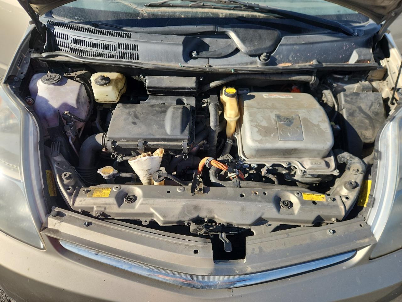 2007 Toyota Prius Gold vin: JTDKB20U277617905
