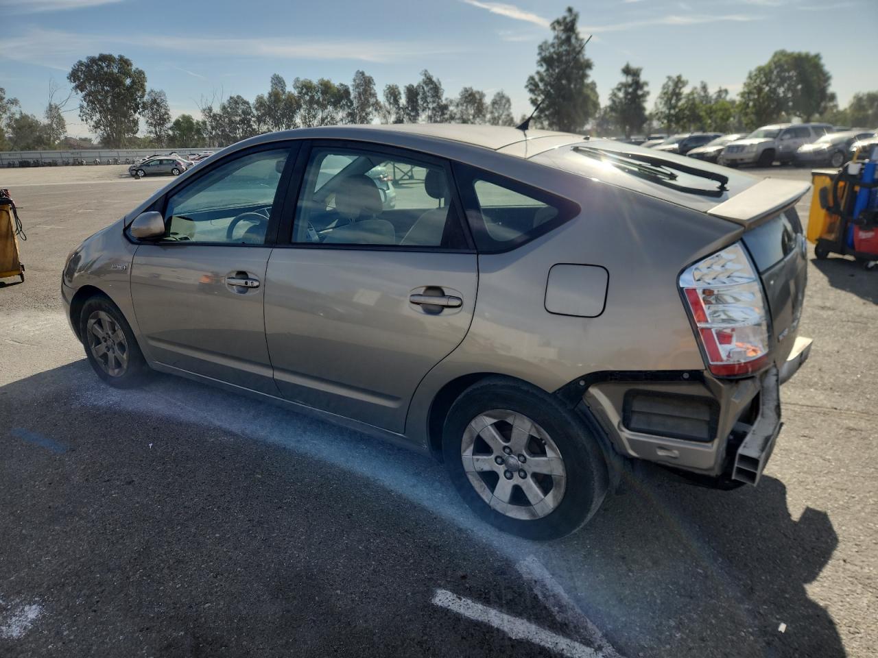 2007 Toyota Prius Gold vin: JTDKB20U277617905