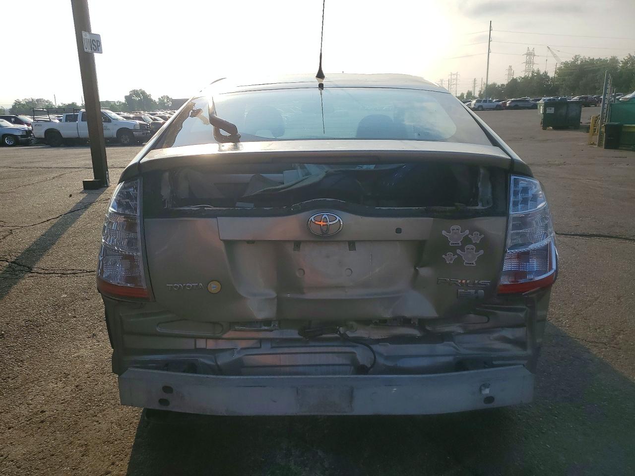 2007 Toyota Prius Touring Gold vin: JTDKB20U277631321
