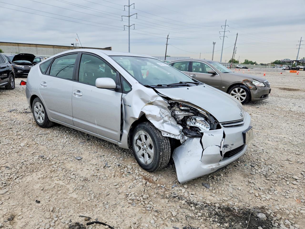 2007 Toyota Prius Base Silver vin: JTDKB20U277633103