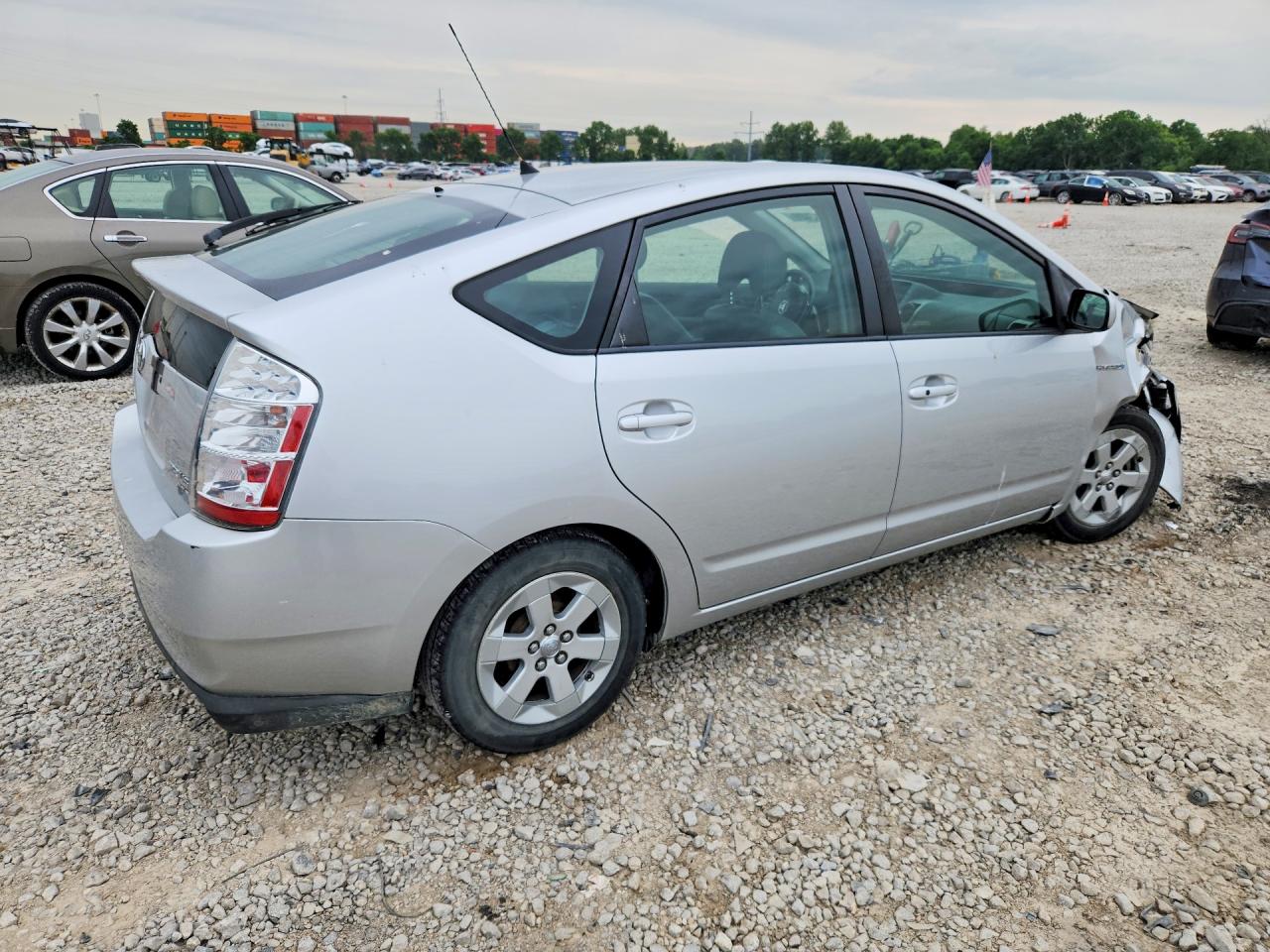 2007 Toyota Prius Base Silver vin: JTDKB20U277633103