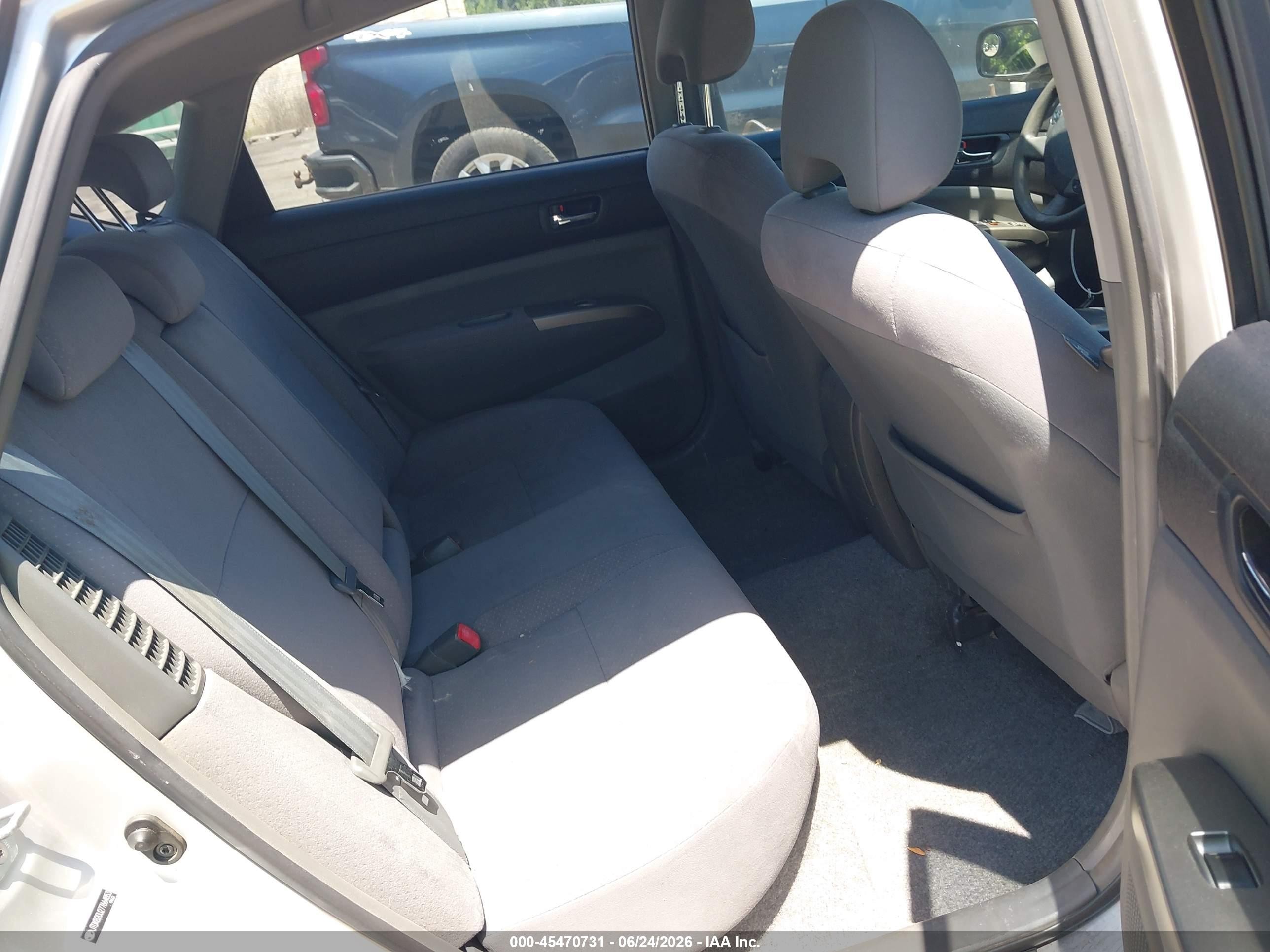 2007 Toyota Prius   Silver vin: JTDKB20U277664853