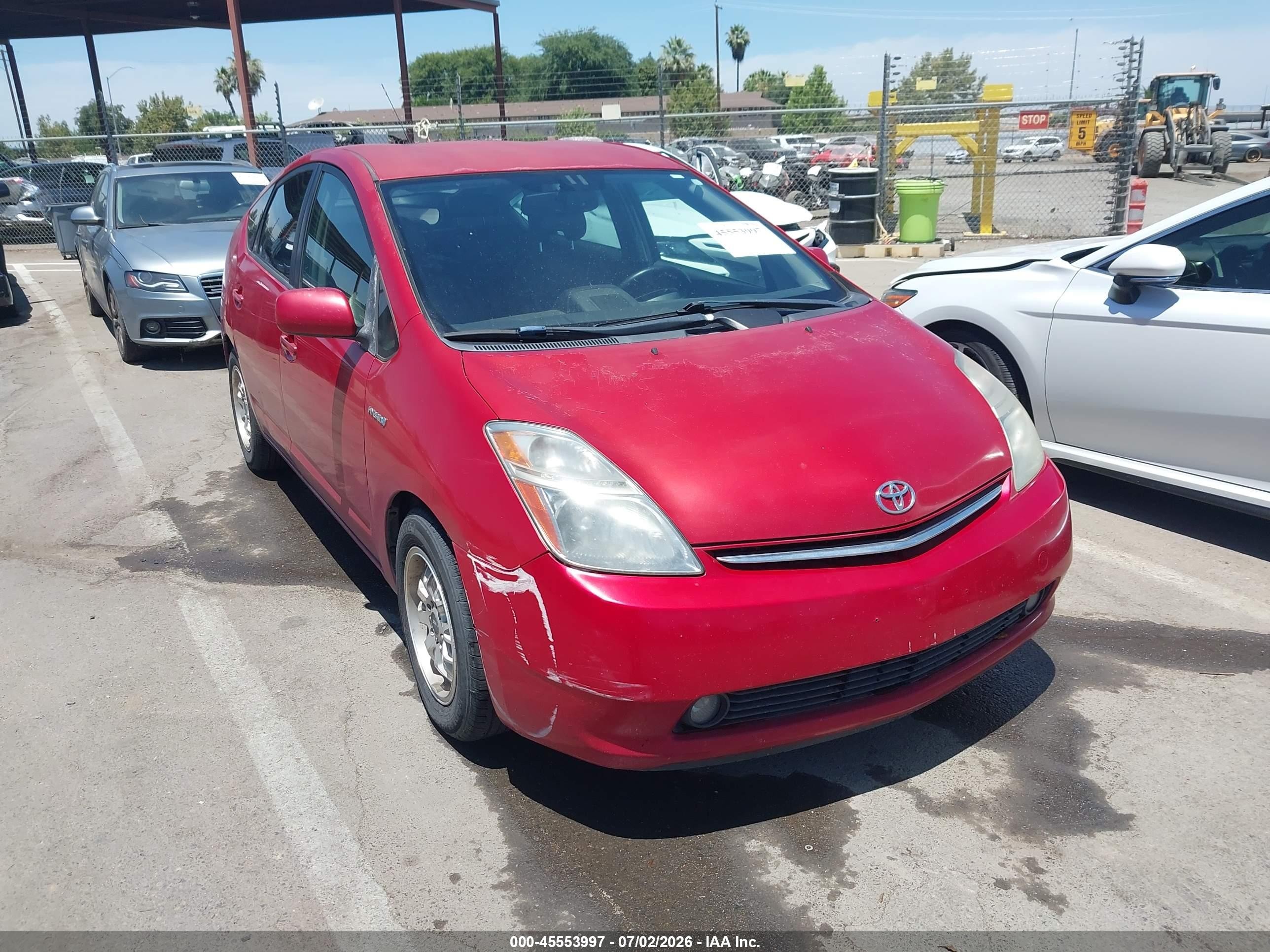 2007 Toyota Prius   Red vin: JTDKB20U277674377