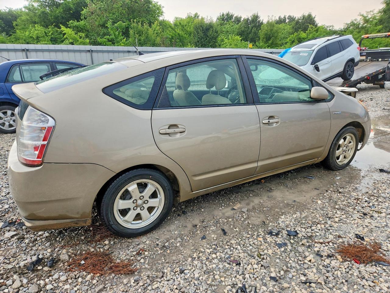2008 Toyota Prius Base Tan vin: JTDKB20U283301087