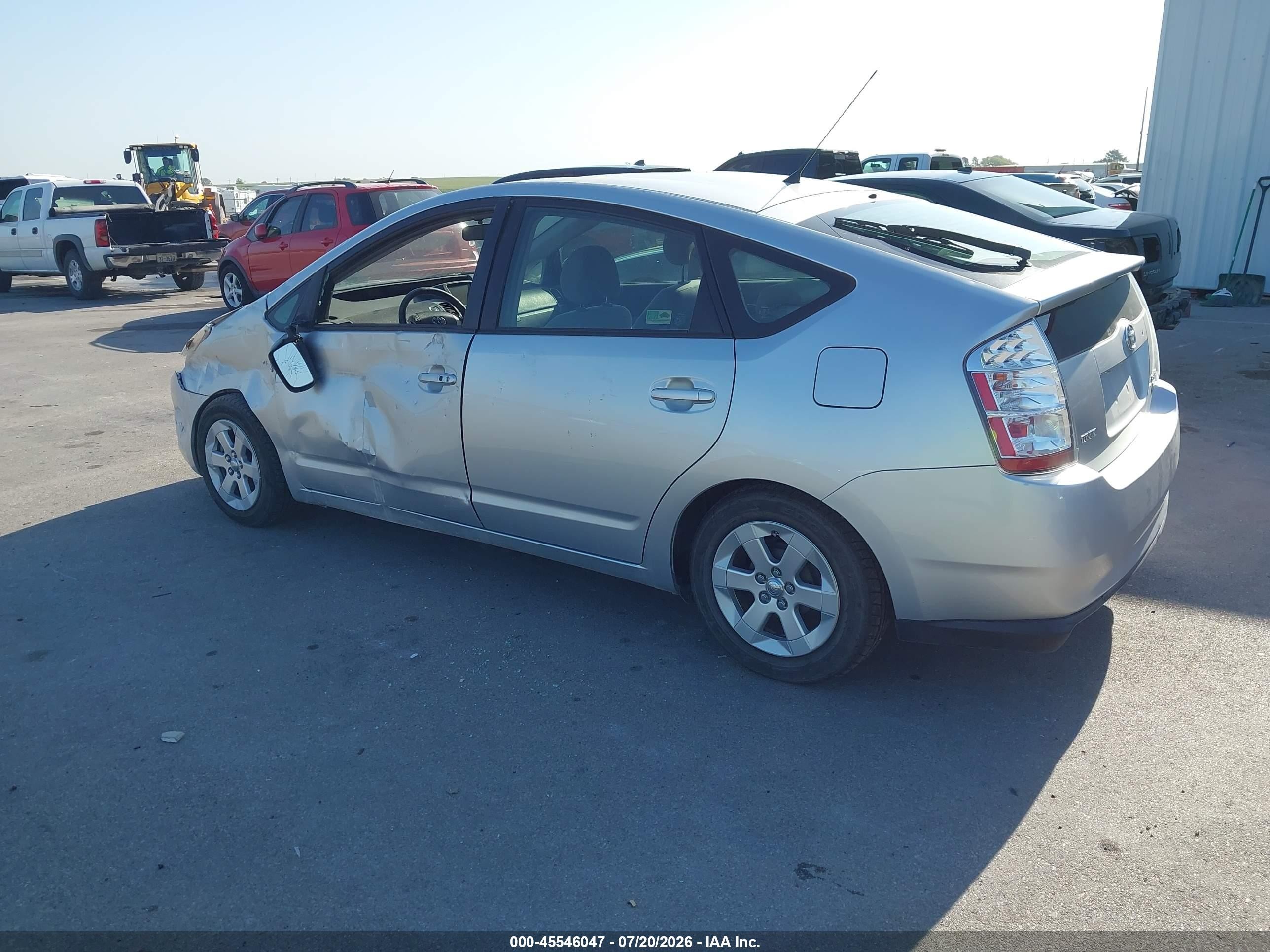 2008 Toyota Prius   Silver vin: JTDKB20U283307522