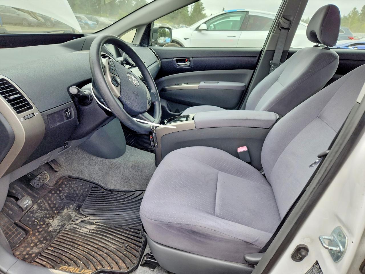 2008 Toyota Prius Base White vin: JTDKB20U283310422
