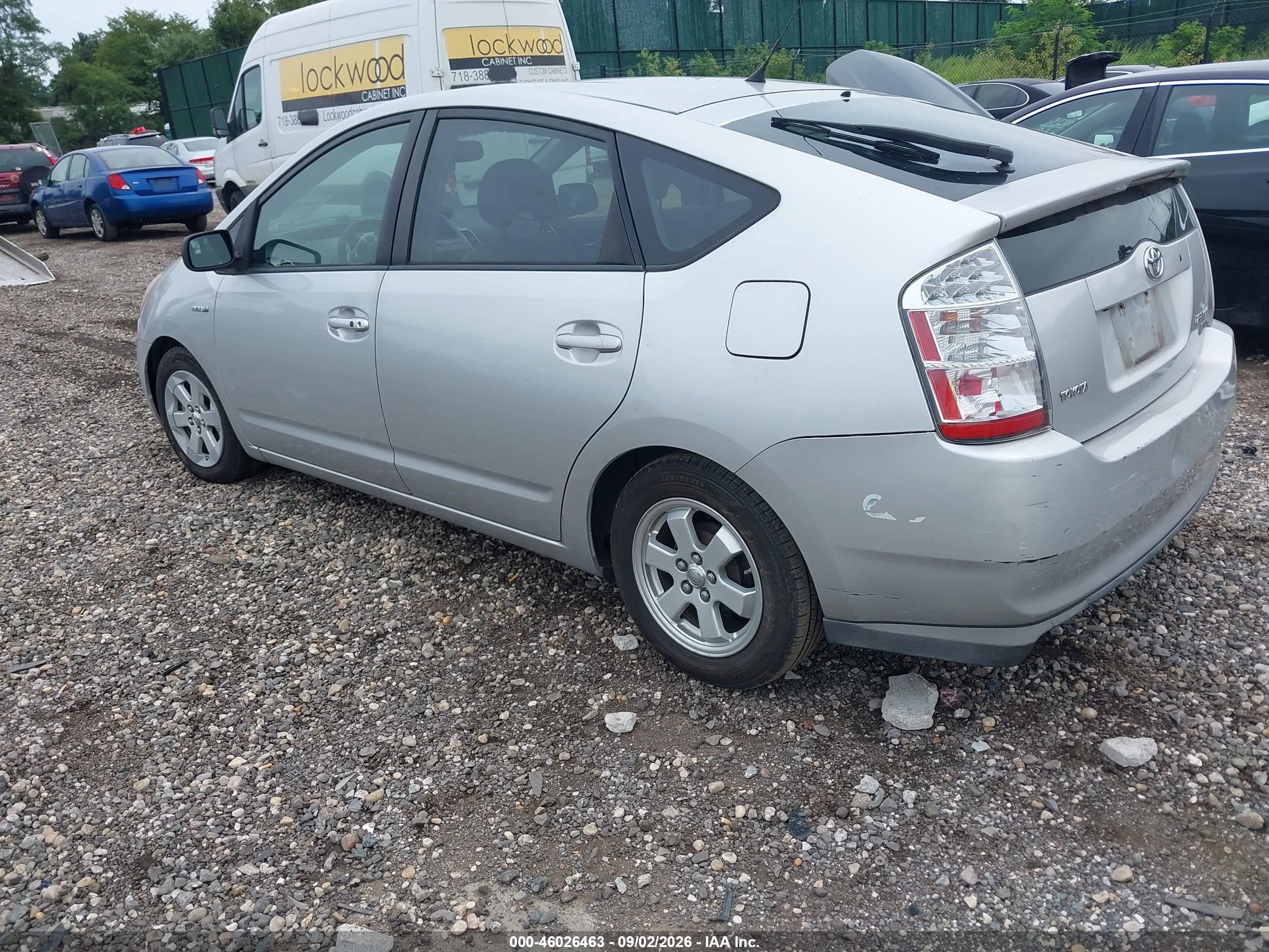 2008 Toyota Prius   Серебряный vin: JTDKB20U283349768