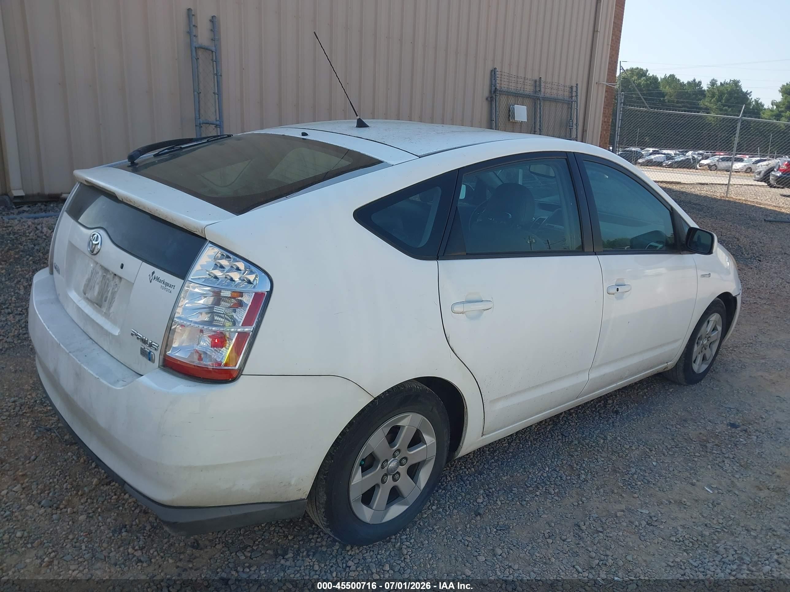 2008 Toyota Prius   White vin: JTDKB20U283350810