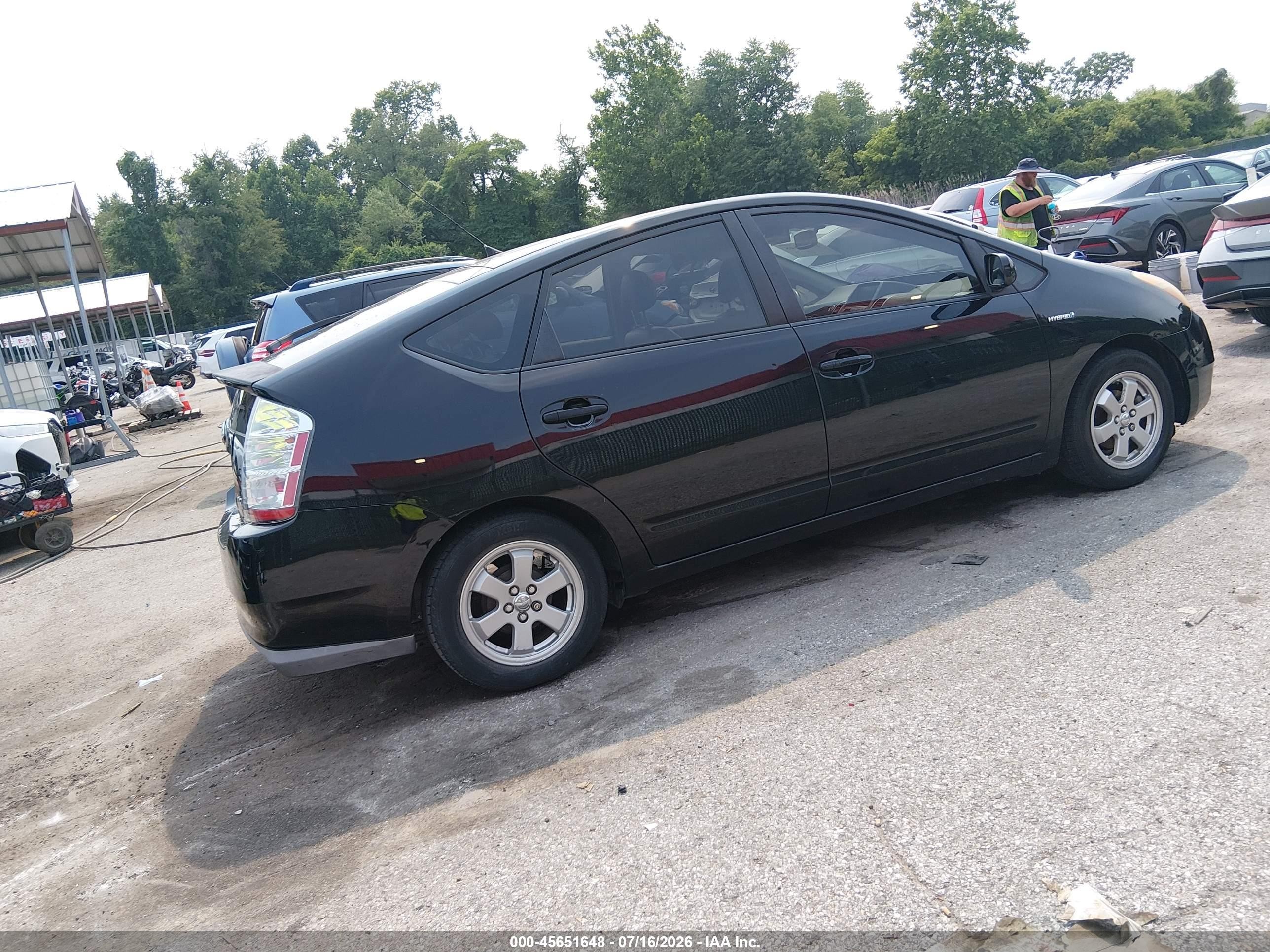 2008 Toyota Prius   Black vin: JTDKB20U283357062