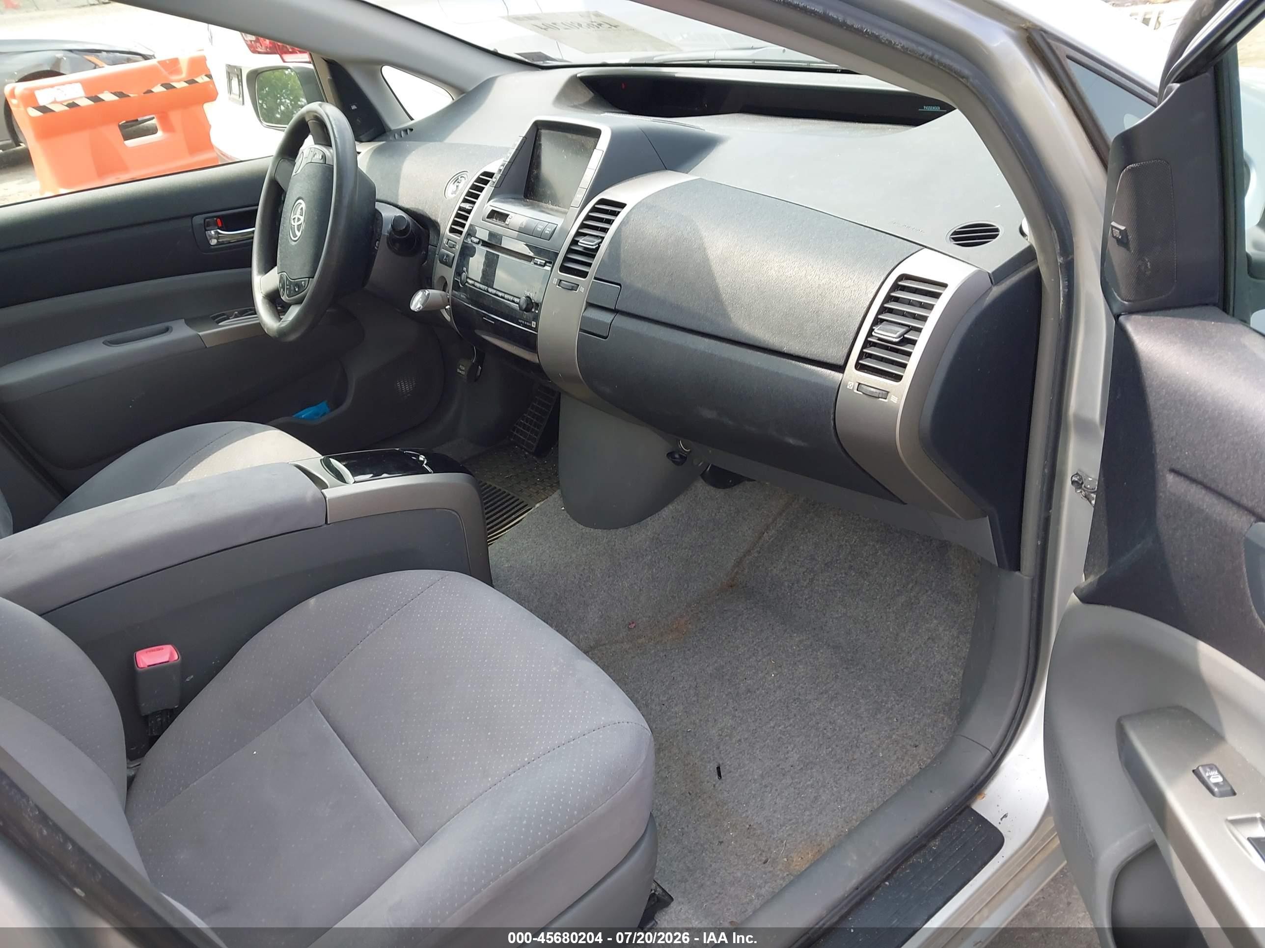 2008 Toyota Prius Silver vin: JTDKB20U283374704