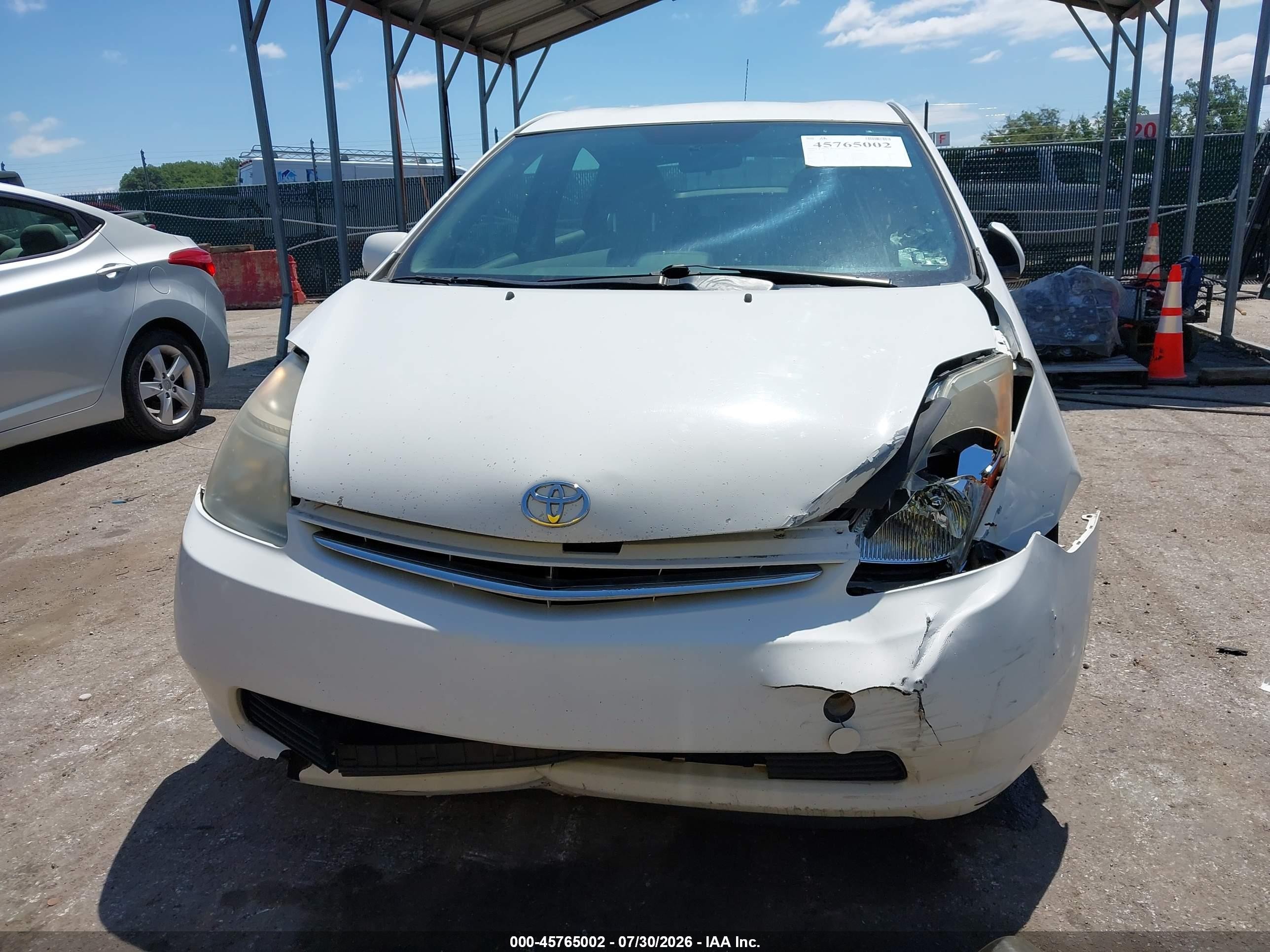 2008 Toyota Prius   White vin: JTDKB20U283417616