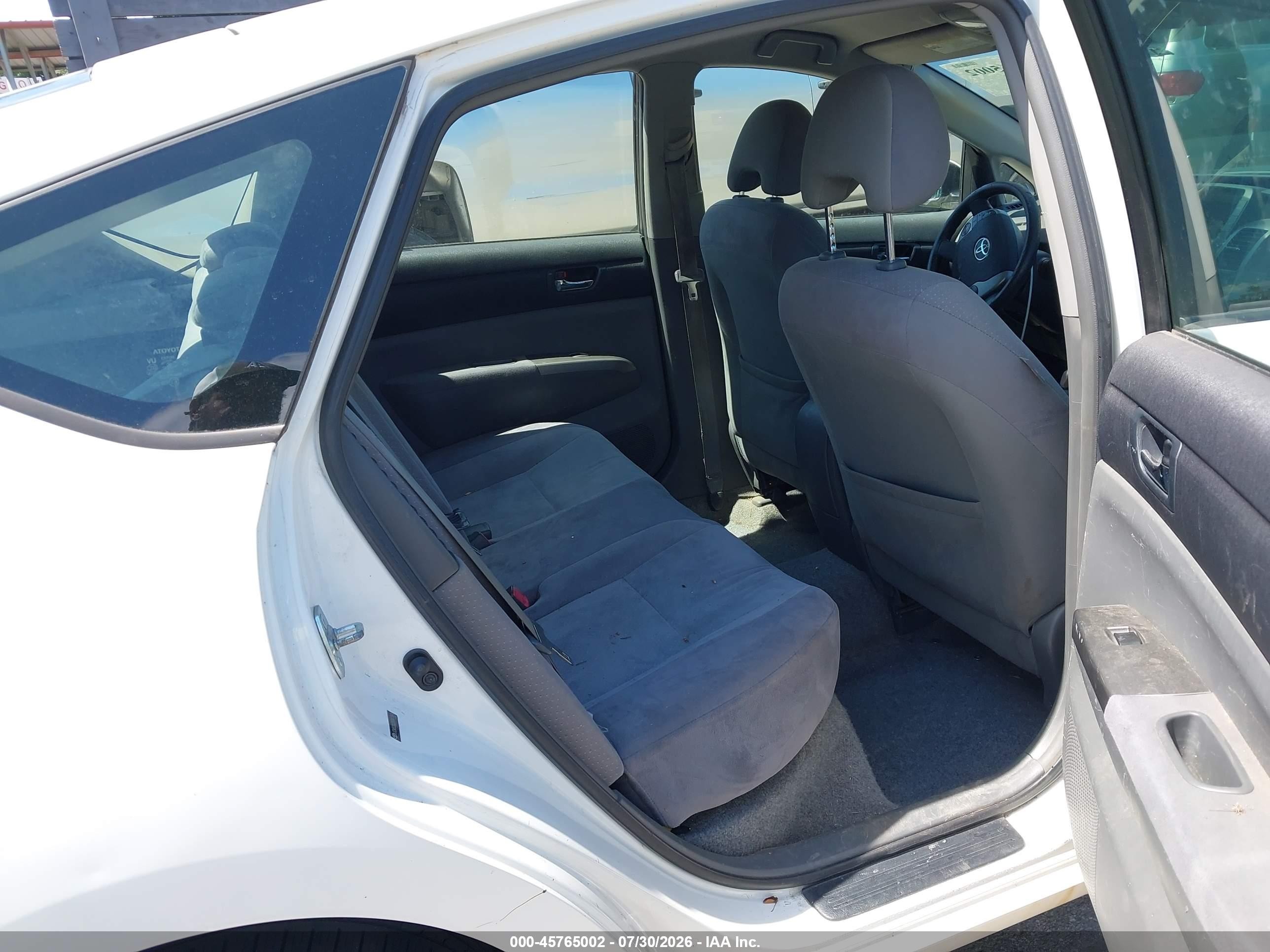 2008 Toyota Prius   White vin: JTDKB20U283417616