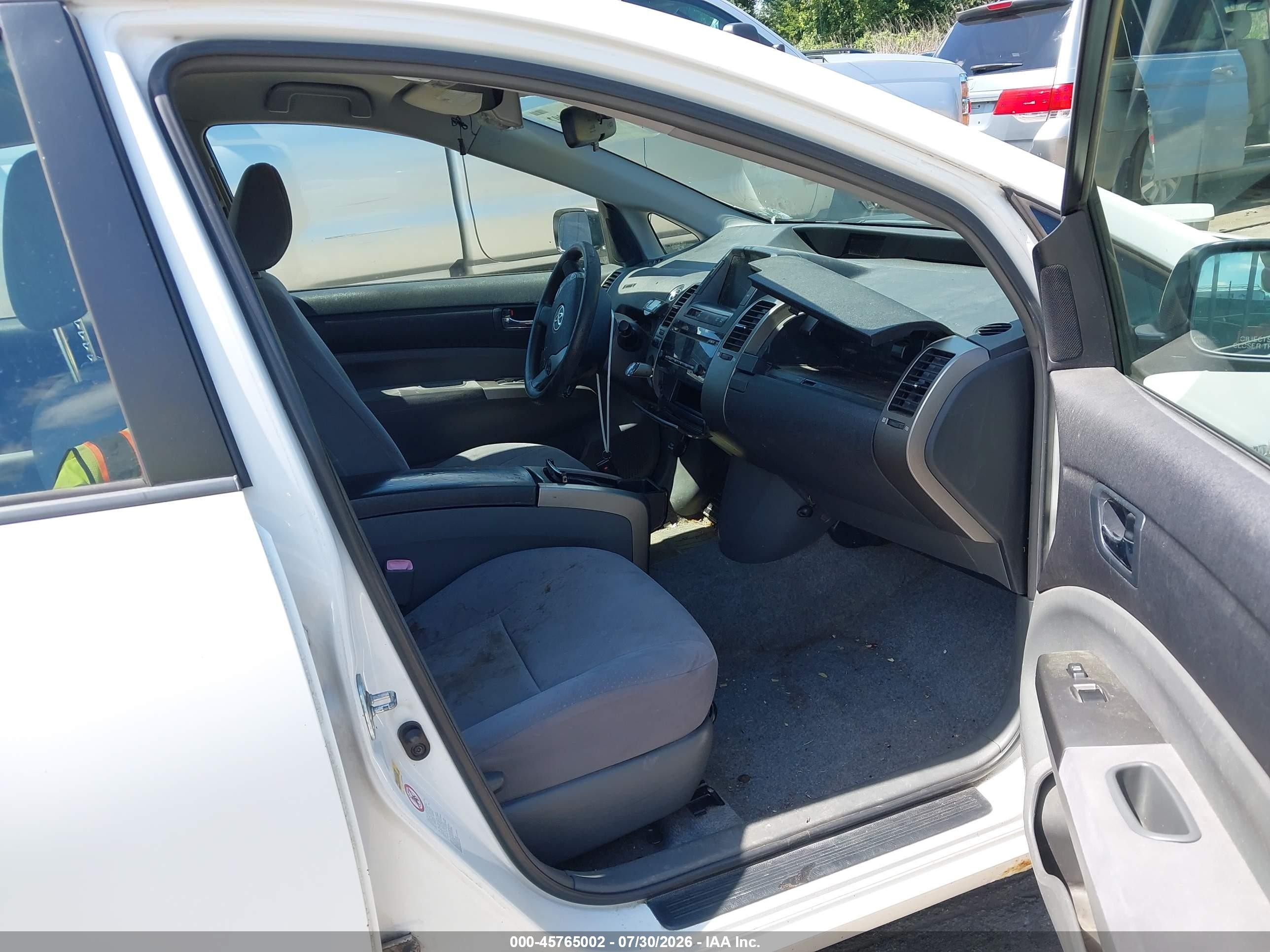 2008 Toyota Prius   White vin: JTDKB20U283417616