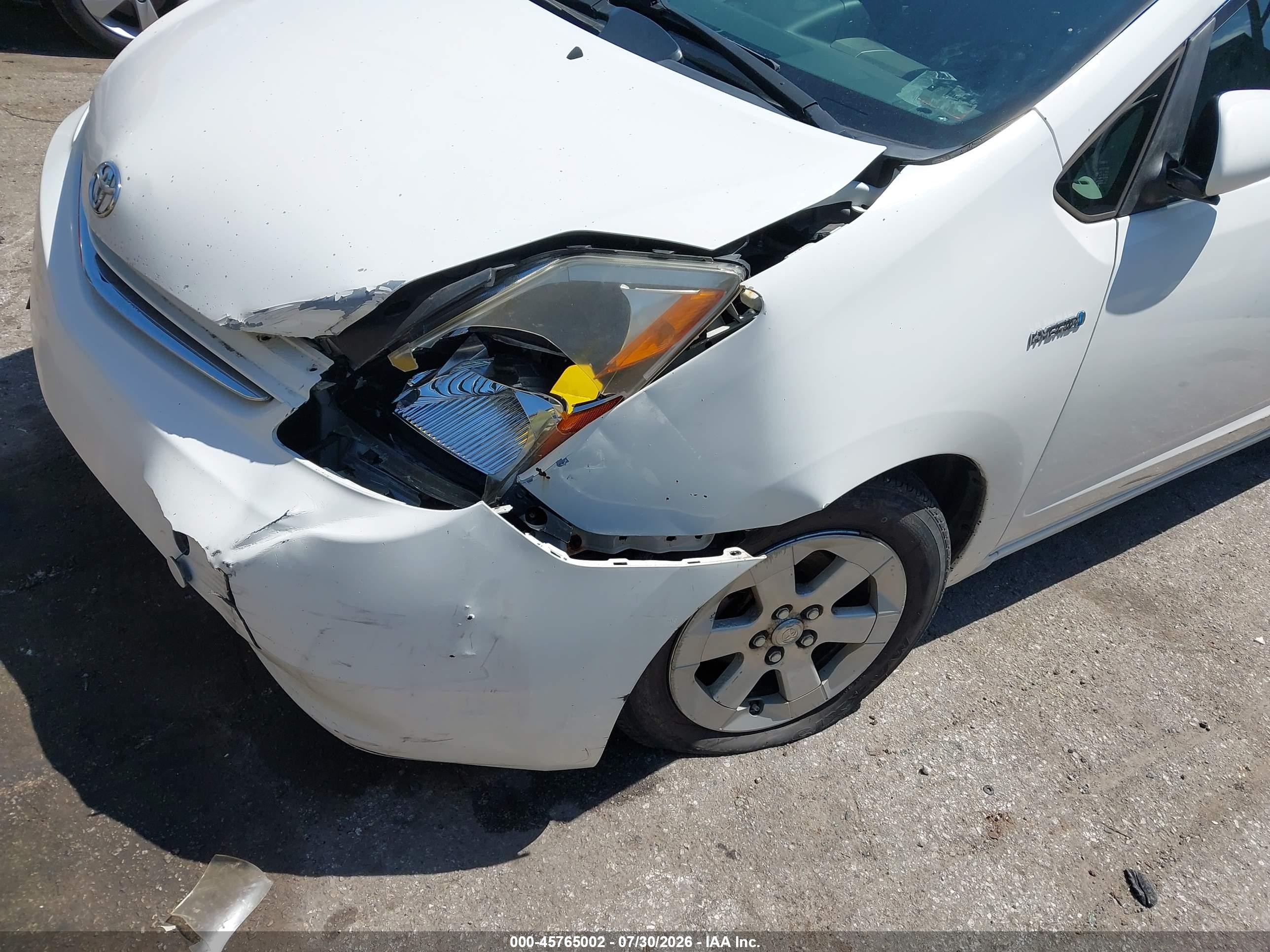 2008 Toyota Prius   White vin: JTDKB20U283417616