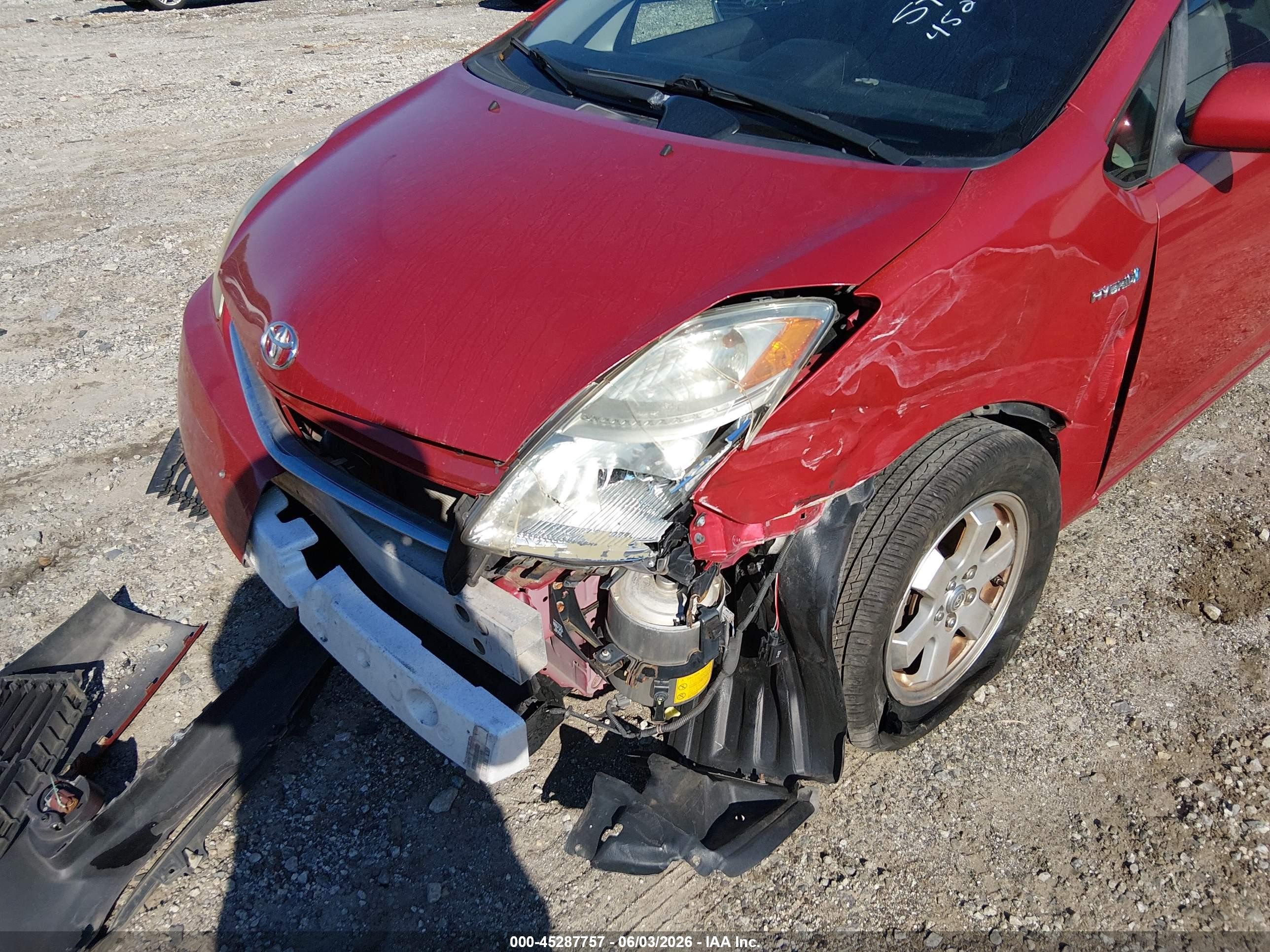 2008 Toyota Prius   Red vin: JTDKB20U283451894