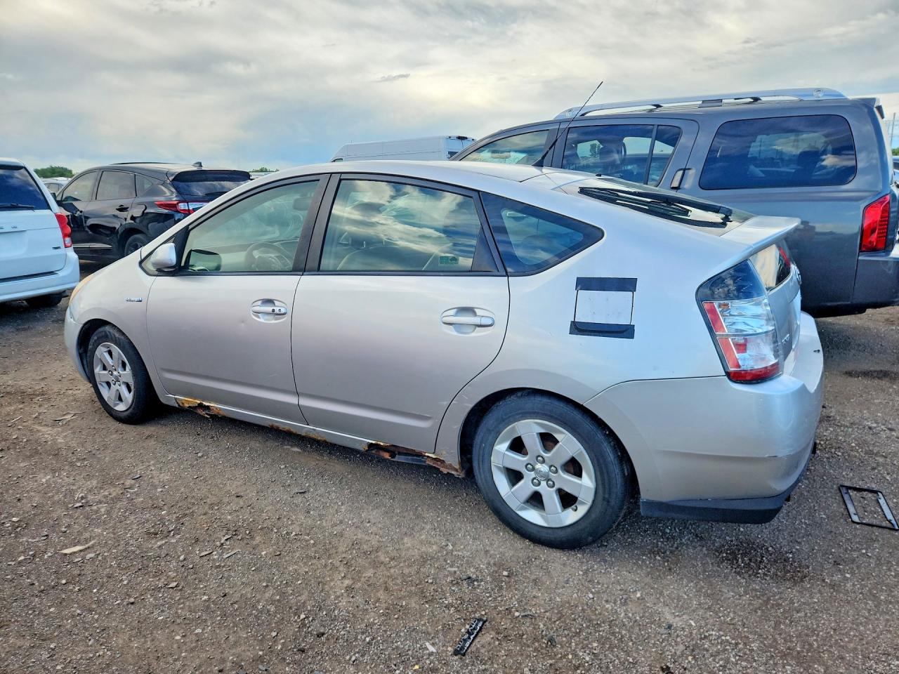 2008 Toyota Prius Base Silver vin: JTDKB20U287718878
