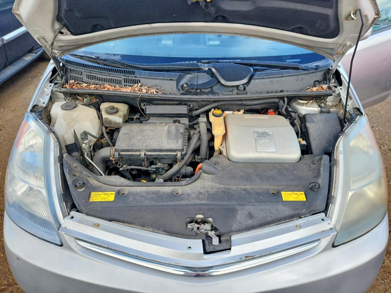 2008 Toyota Prius Base Silver vin: JTDKB20U287718878