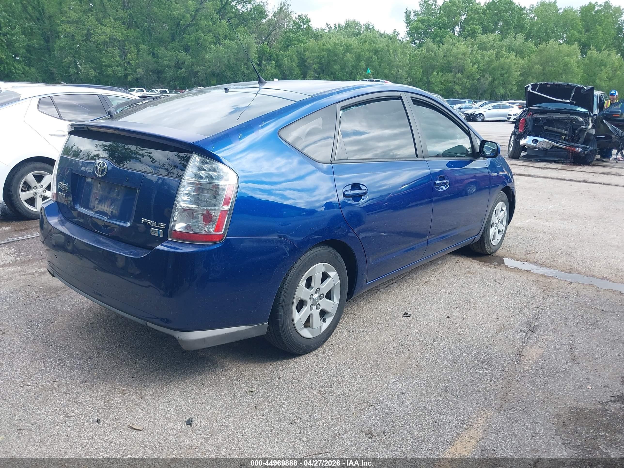 2008 Toyota Prius   Navy vin: JTDKB20U287729833