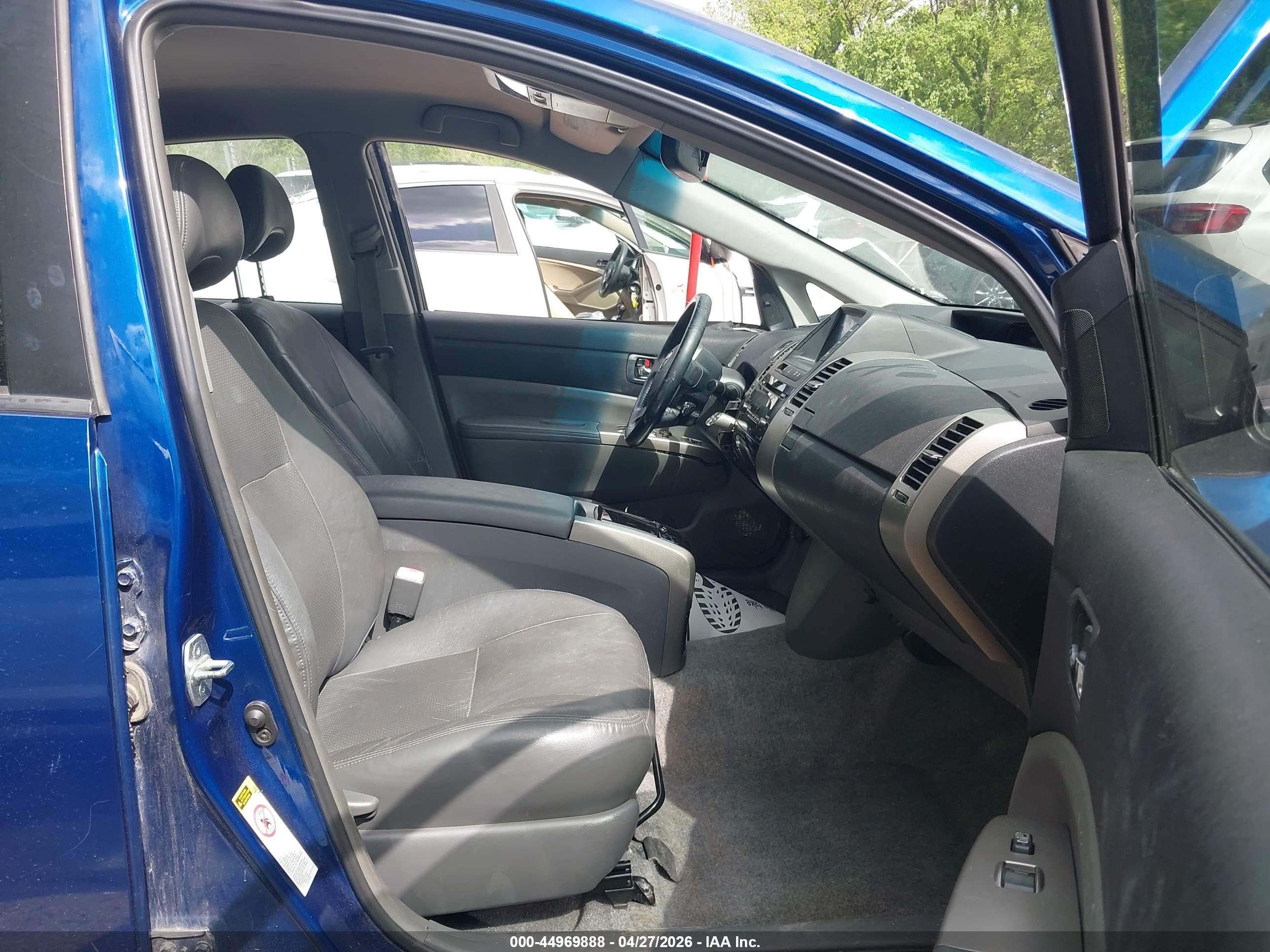 2008 Toyota Prius   Navy vin: JTDKB20U287729833