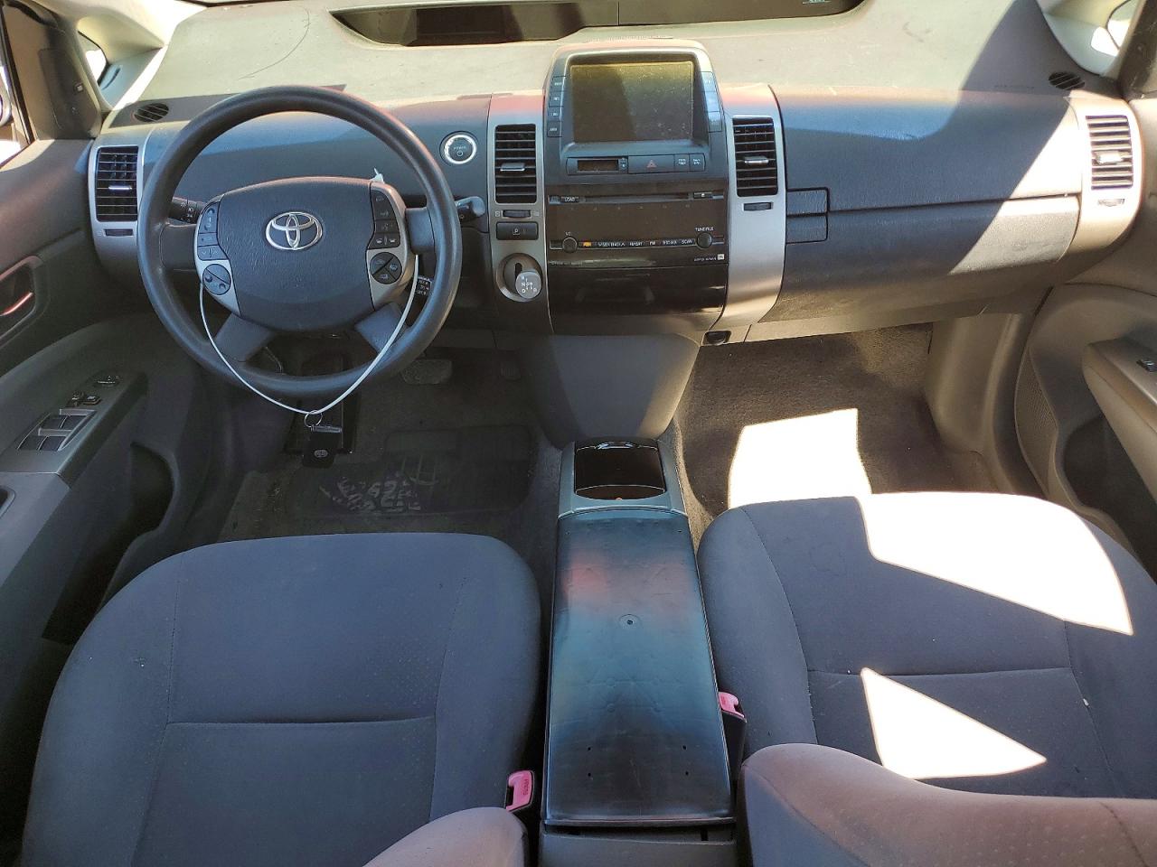 2008 Toyota Prius Base Red vin: JTDKB20U287732845