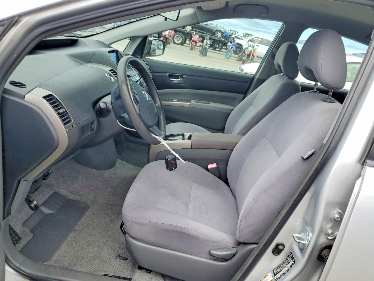 2008 Toyota Prius Base Silver vin: JTDKB20U287789739