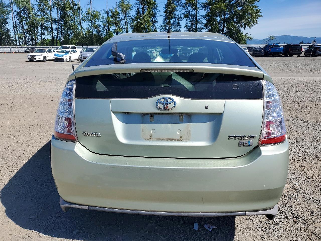 2008 Toyota Prius Base Green vin: JTDKB20U287790132
