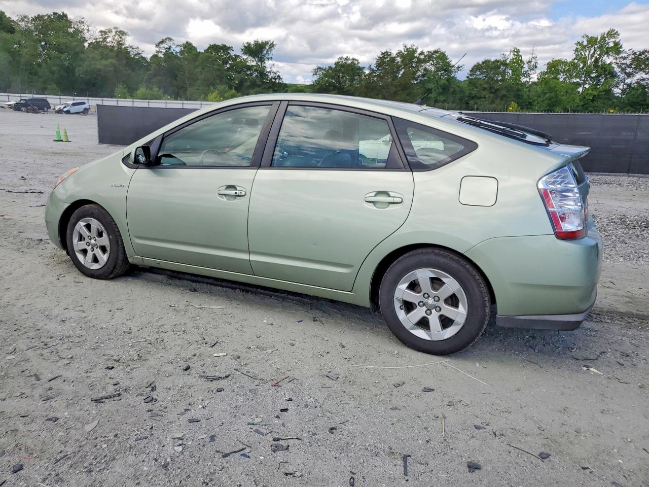 2008 Toyota Prius Base Green vin: JTDKB20U287809701