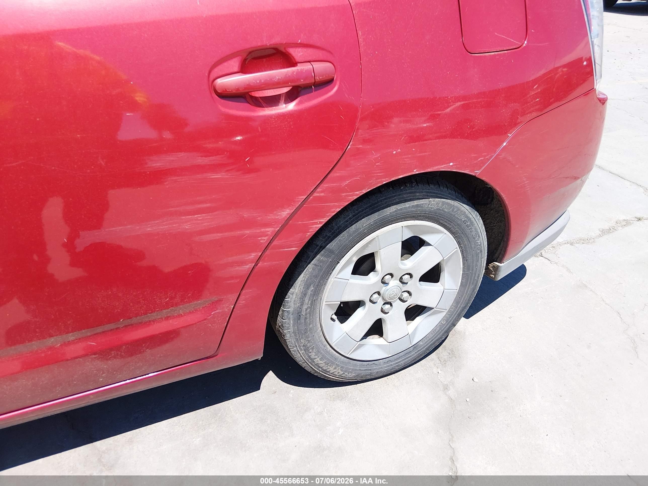 2009 Toyota Prius   Red vin: JTDKB20U293480250
