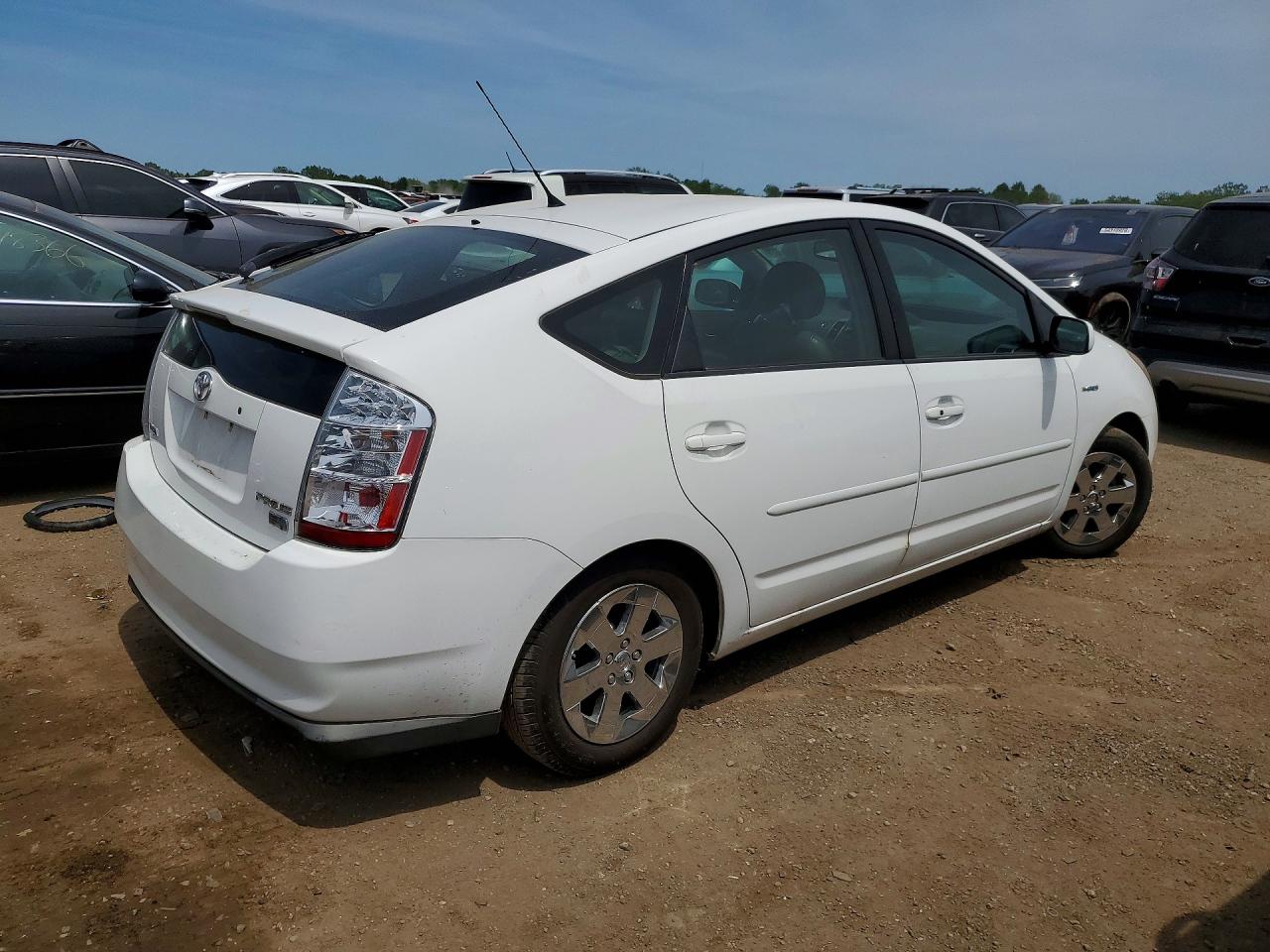 2009 Toyota Prius Base White vin: JTDKB20U293502795
