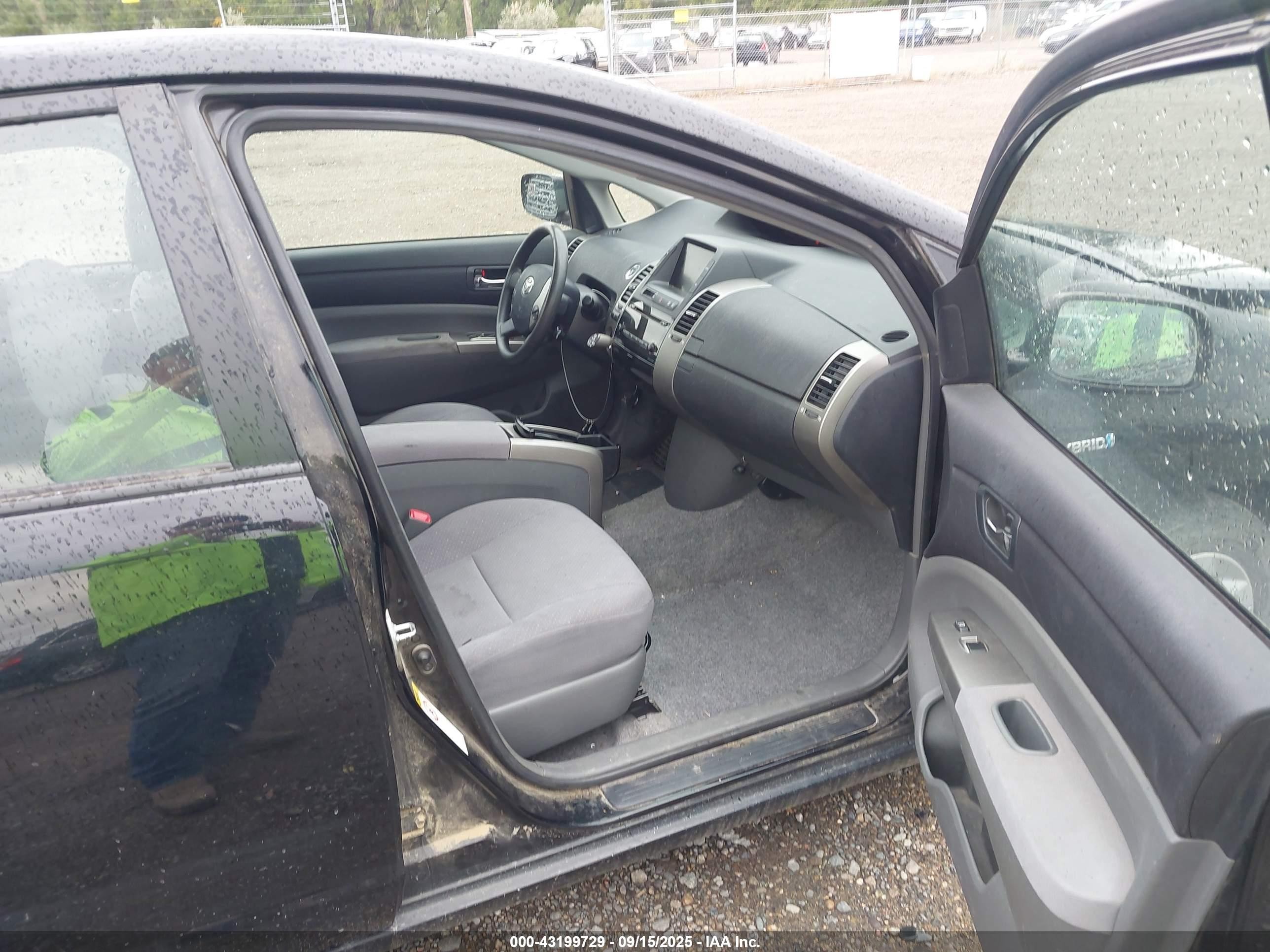 2009 Toyota Prius   Black vin: JTDKB20U293531732