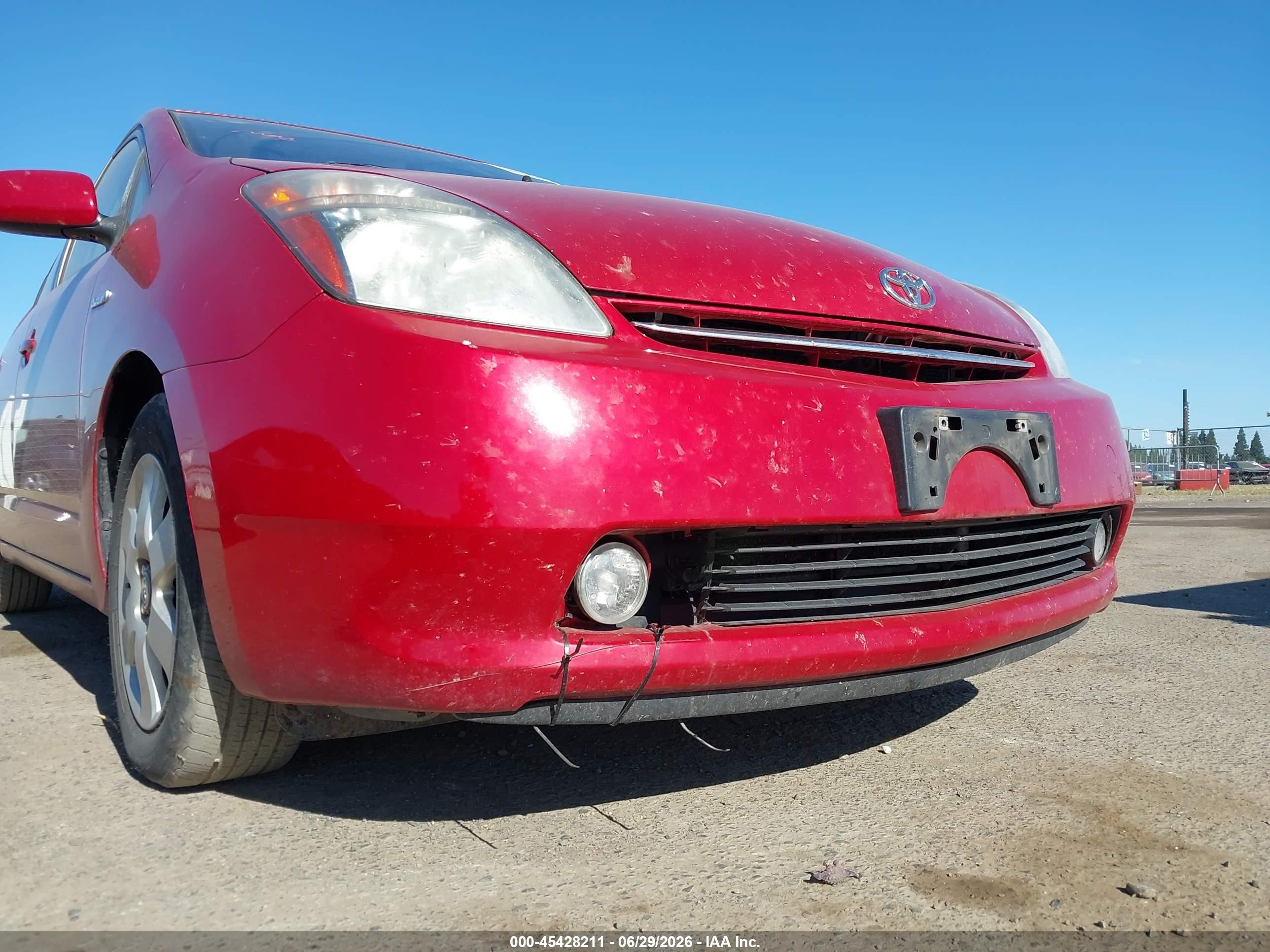 2009 Toyota Prius   Red vin: JTDKB20U297828427