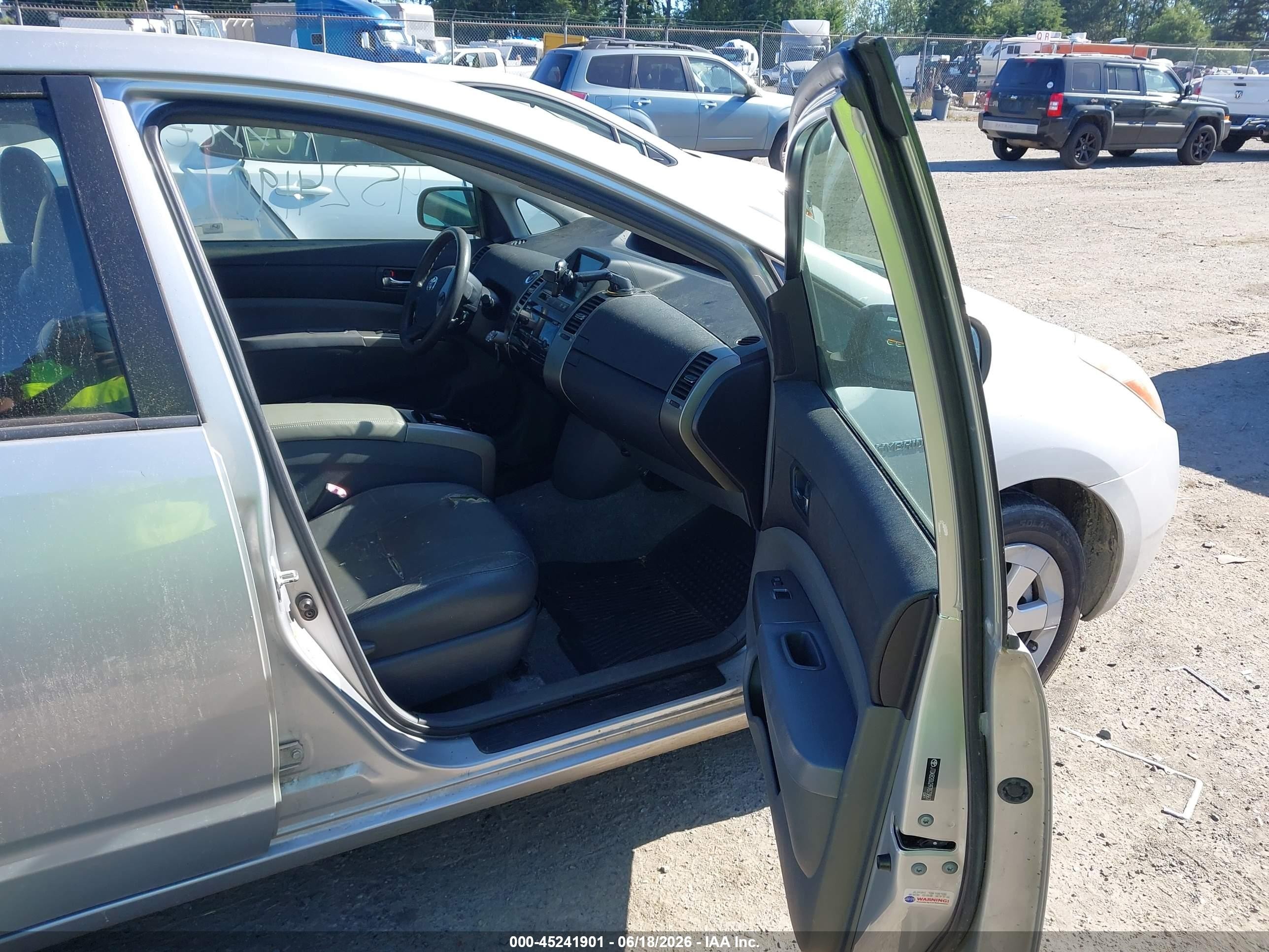2009 Toyota Prius   Silver vin: JTDKB20U297873867