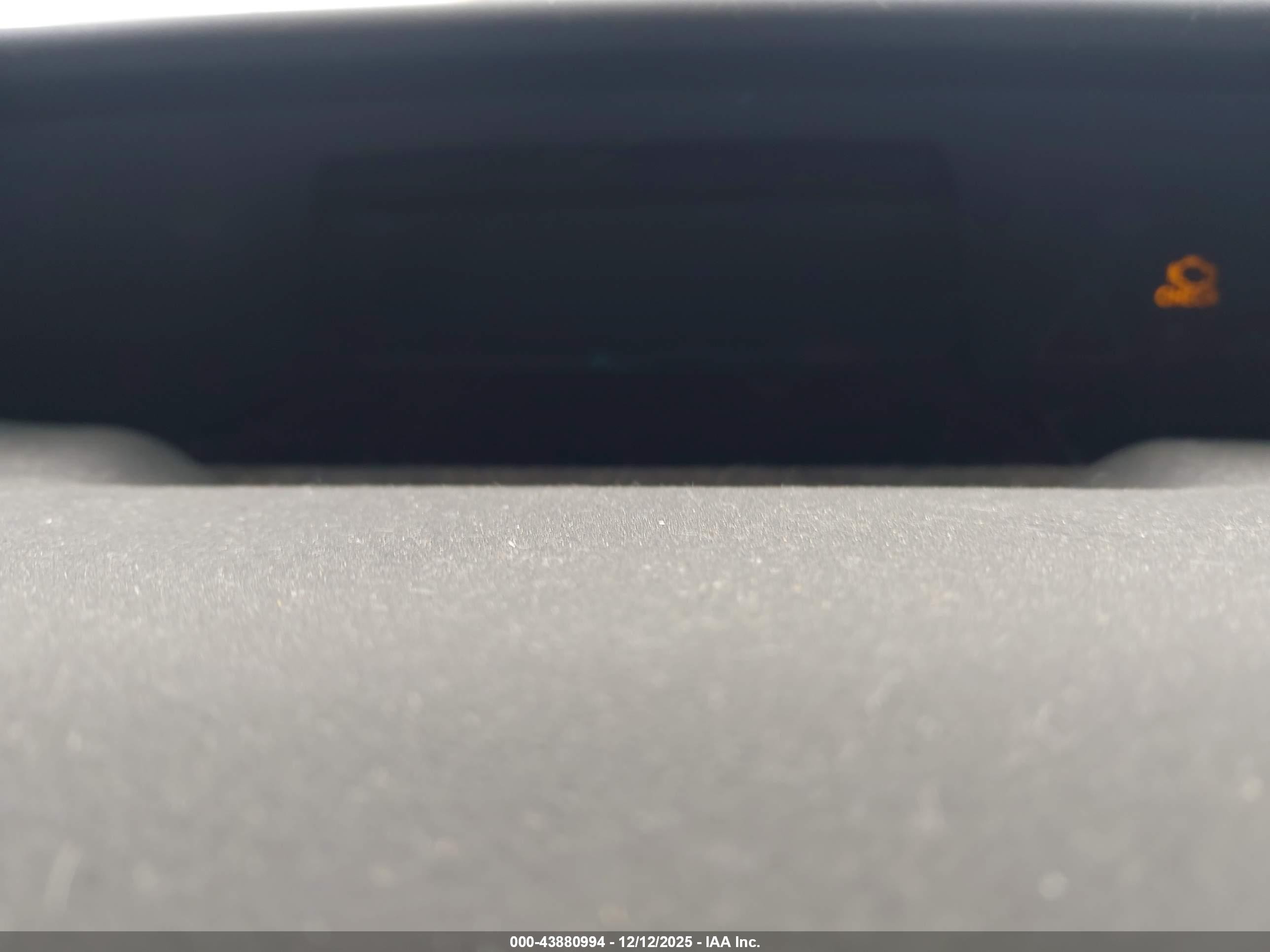 2004 Toyota Prius   Silver vin: JTDKB20U340007645