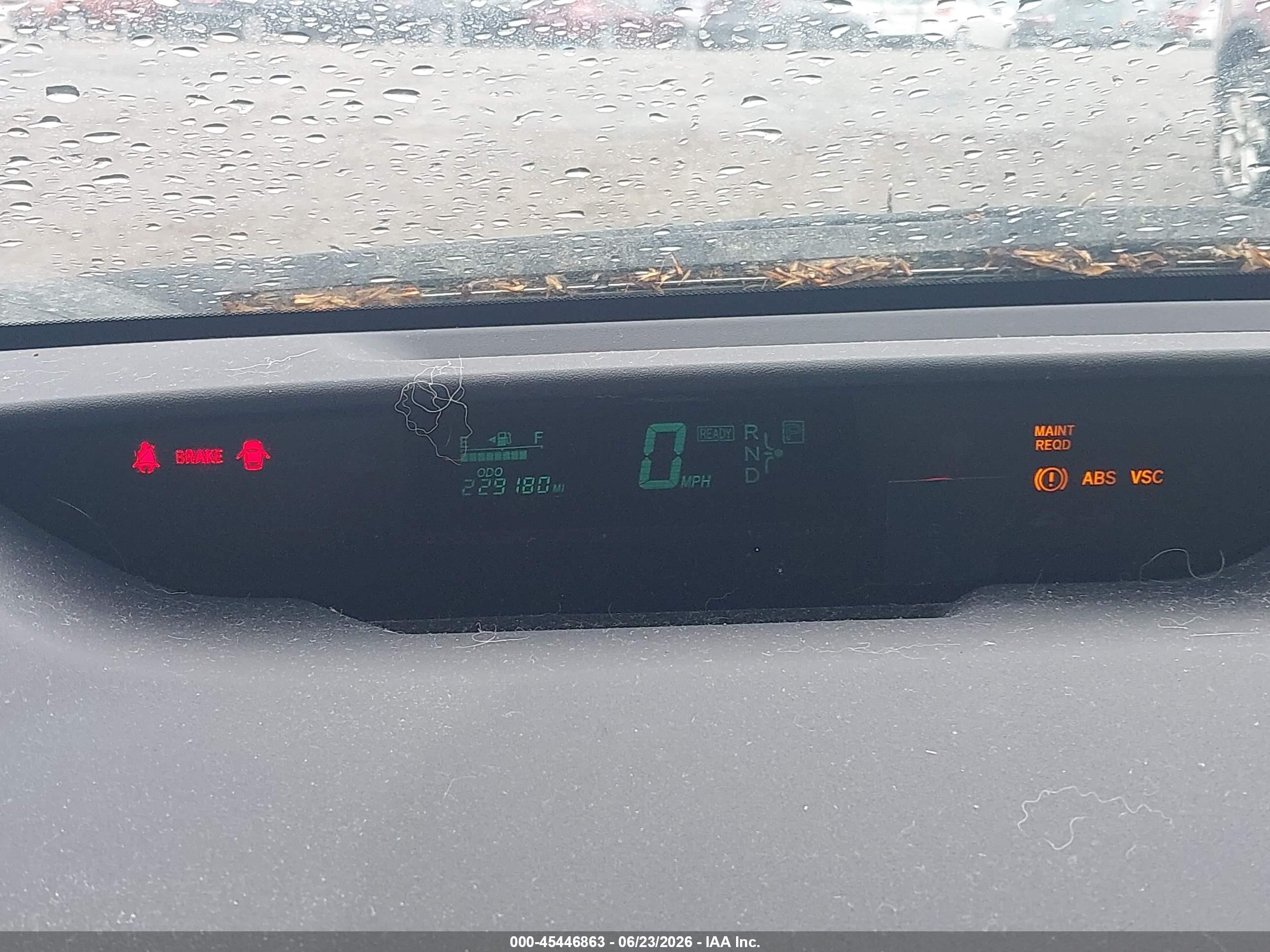 2004 Toyota Prius   Черный vin: JTDKB20U340061270