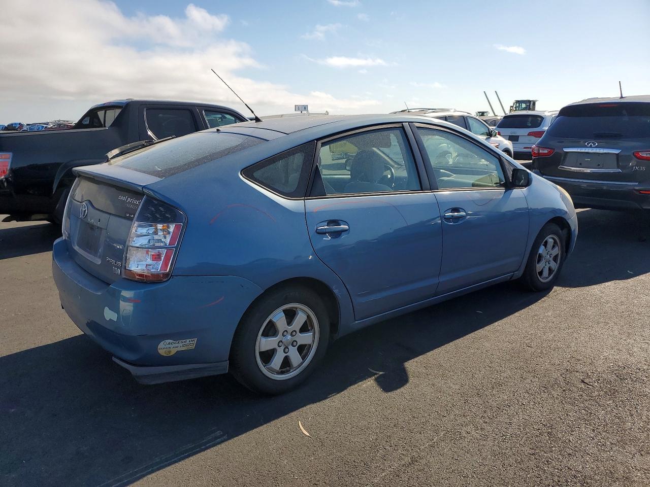 2005 Toyota Prius Base Blue vin: JTDKB20U350120240