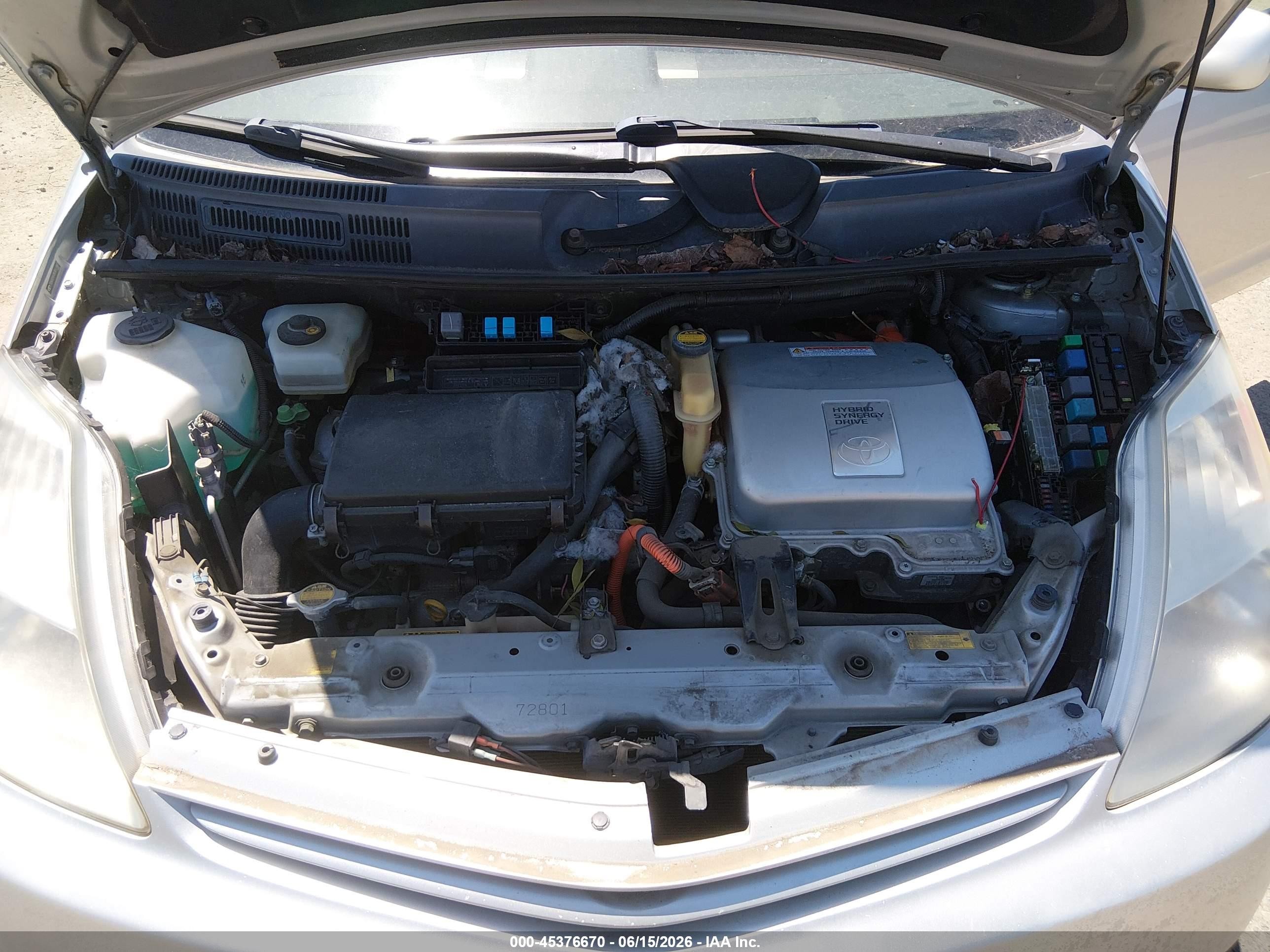 2005 Toyota Prius   Silver vin: JTDKB20U353011887
